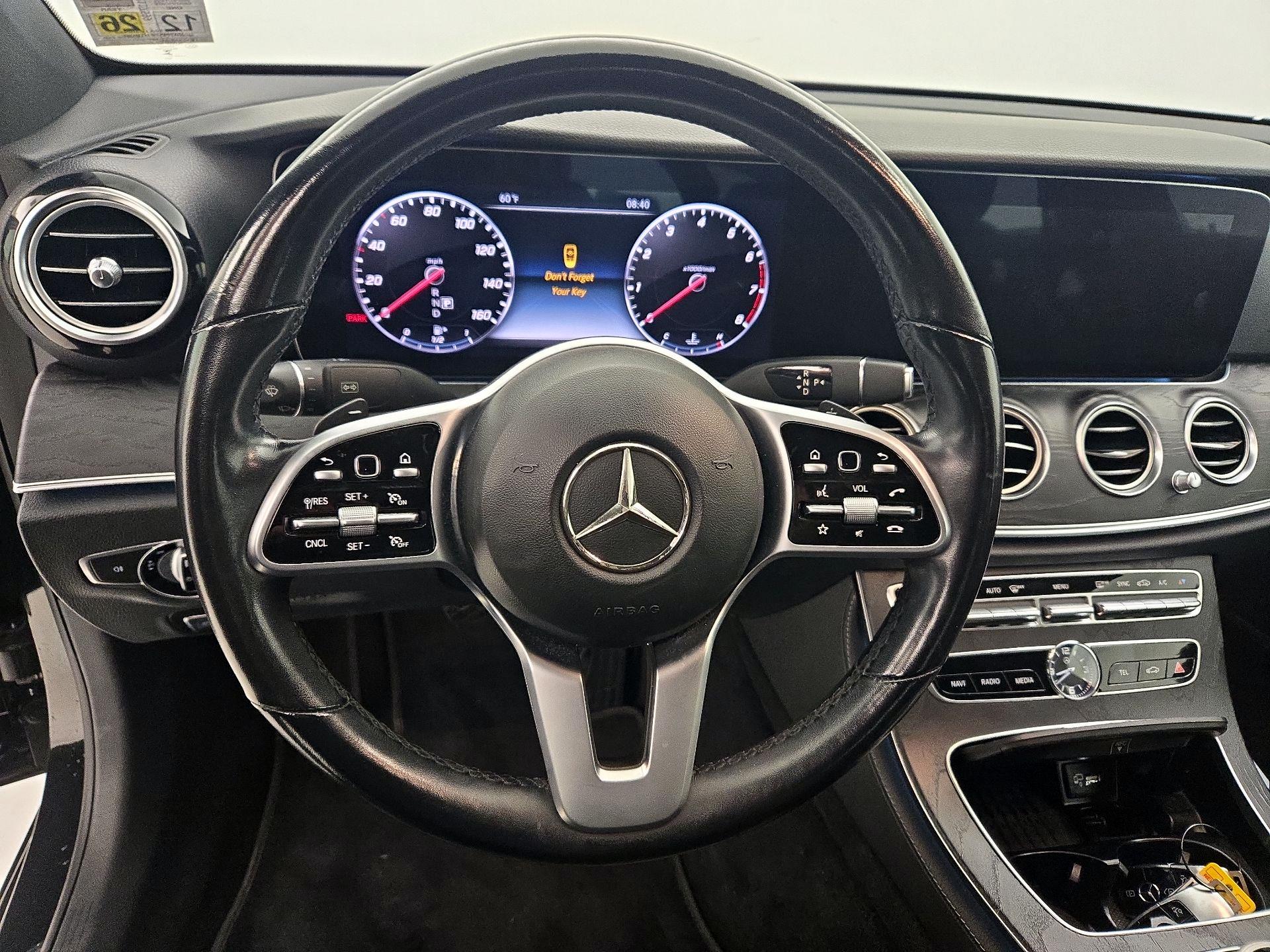 Thumbnail: 2020 Mercedes-Benz E-Class - 10