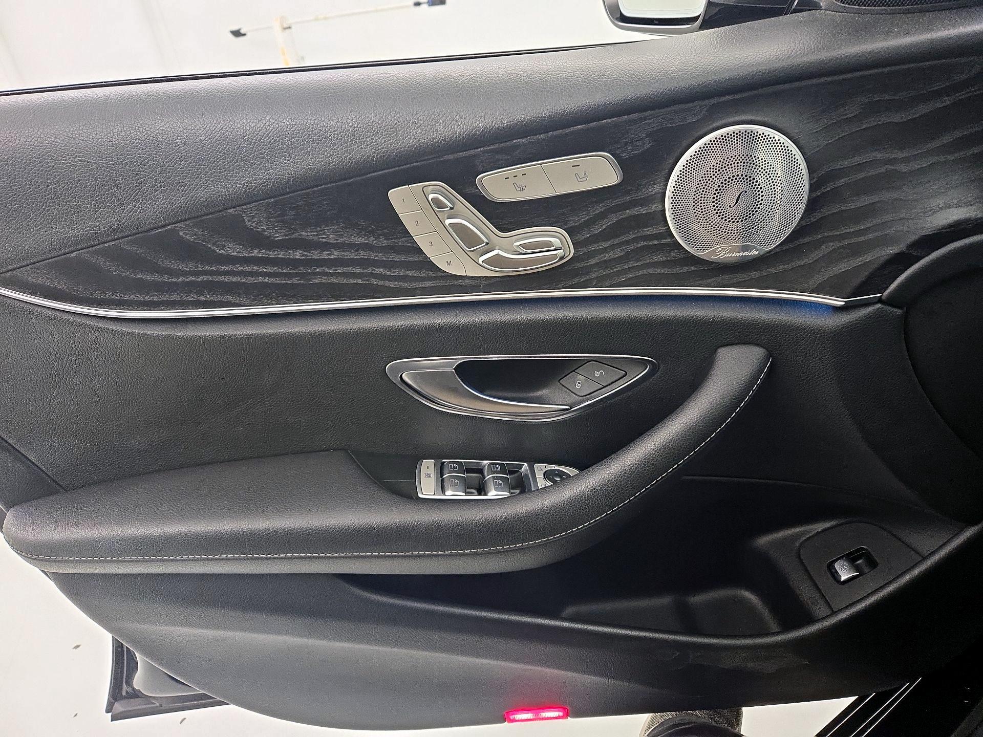 Thumbnail: 2020 Mercedes-Benz E-Class - 12