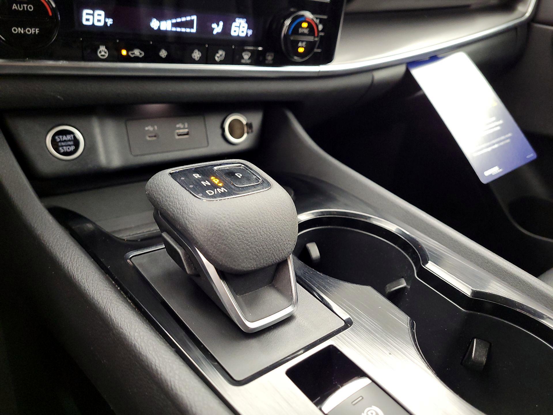 Thumbnail: 2022 Nissan Rogue - 15