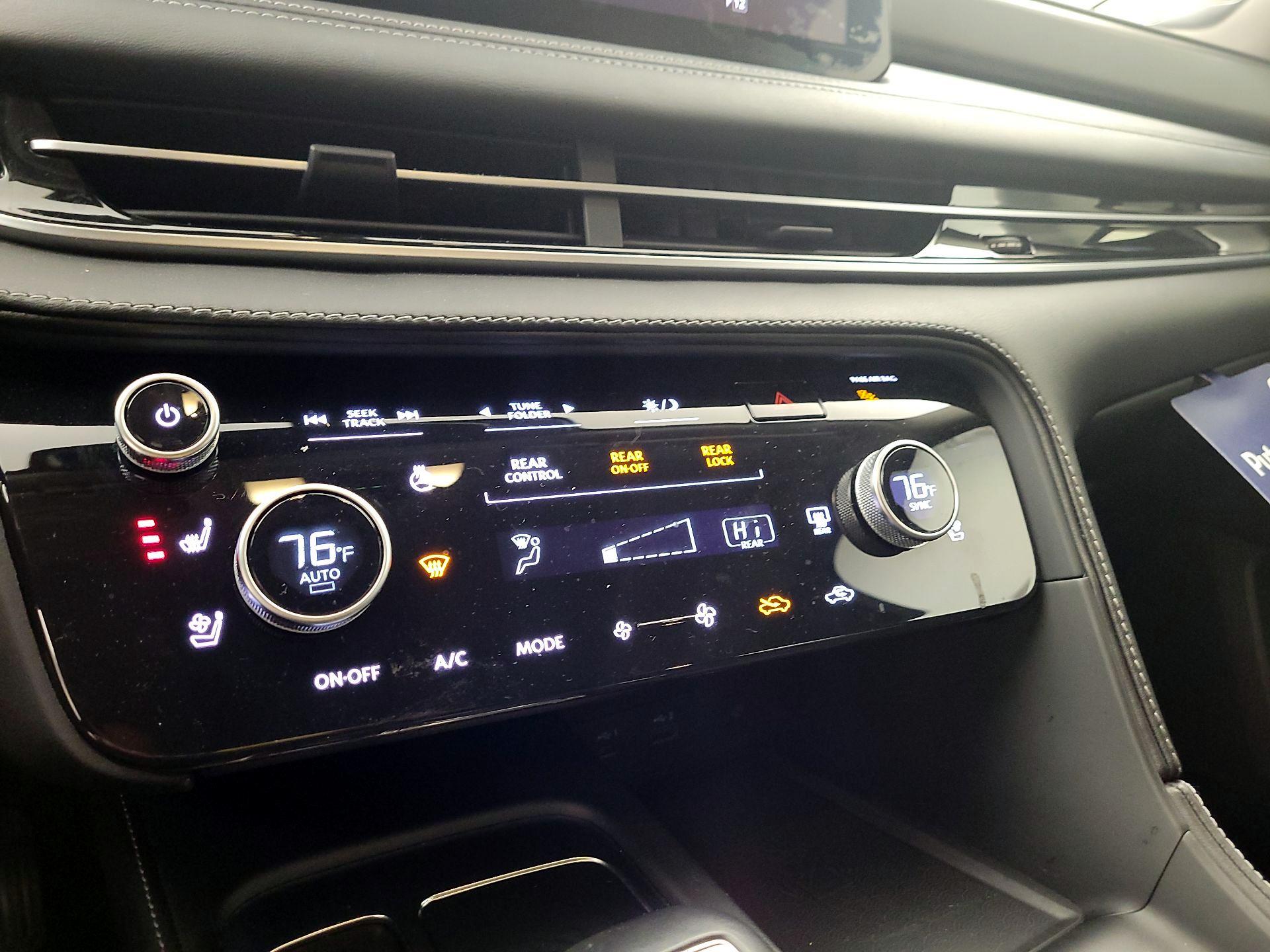 Thumbnail: 2023 INFINITI QX60 - 14