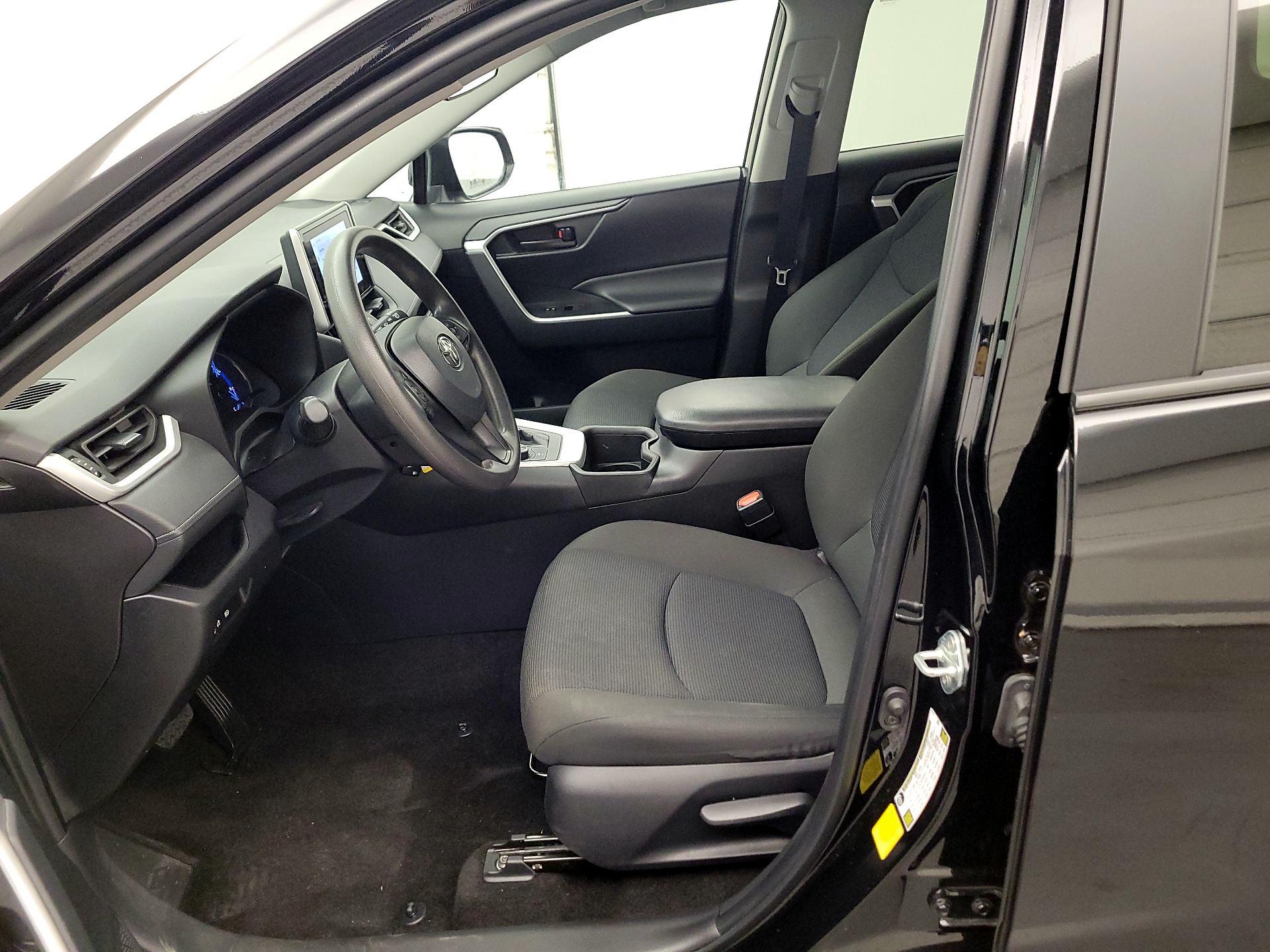 Thumbnail: 2024 Toyota RAV4 - 11