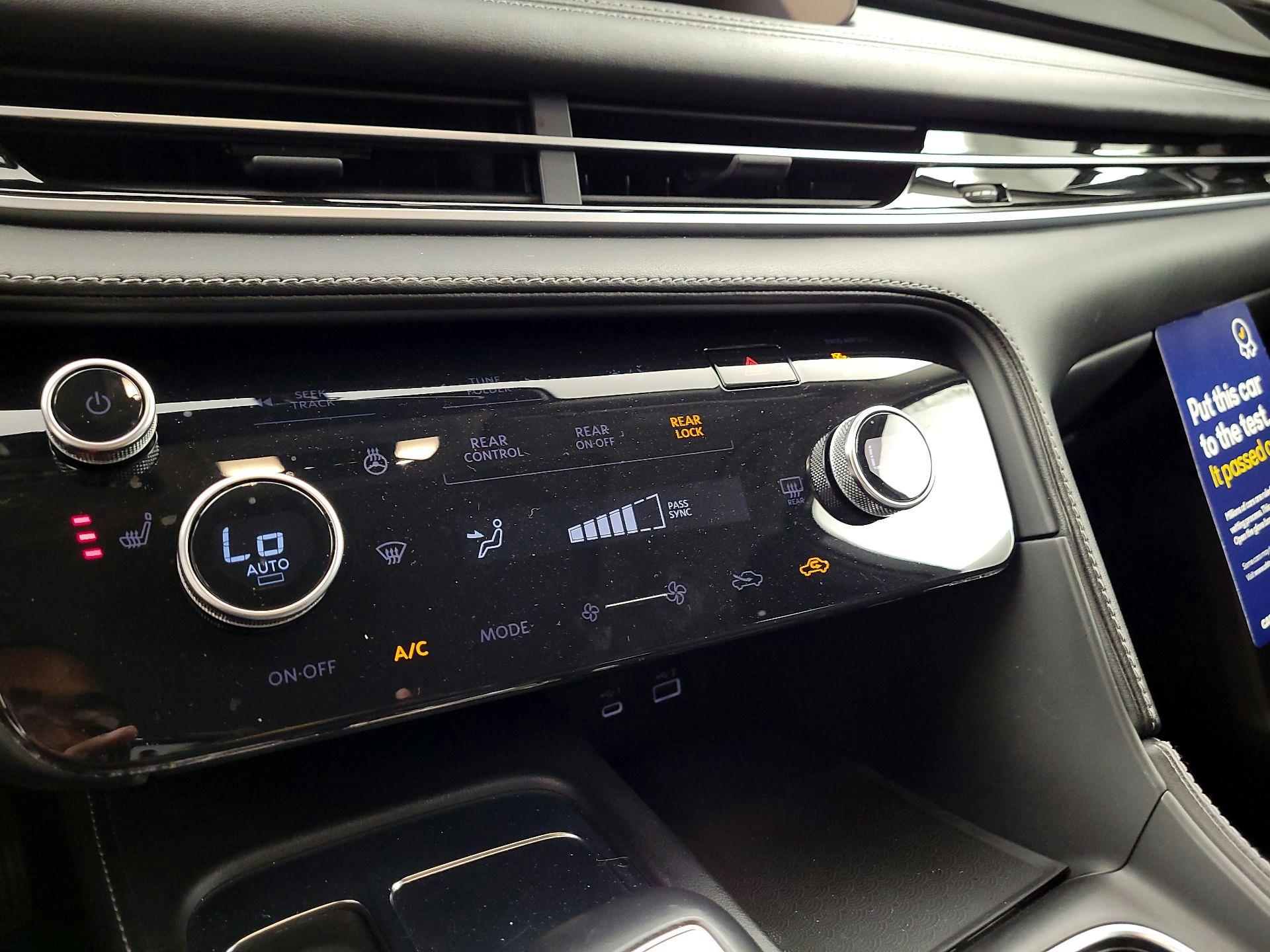 Thumbnail: 2022 INFINITI QX60 - 14