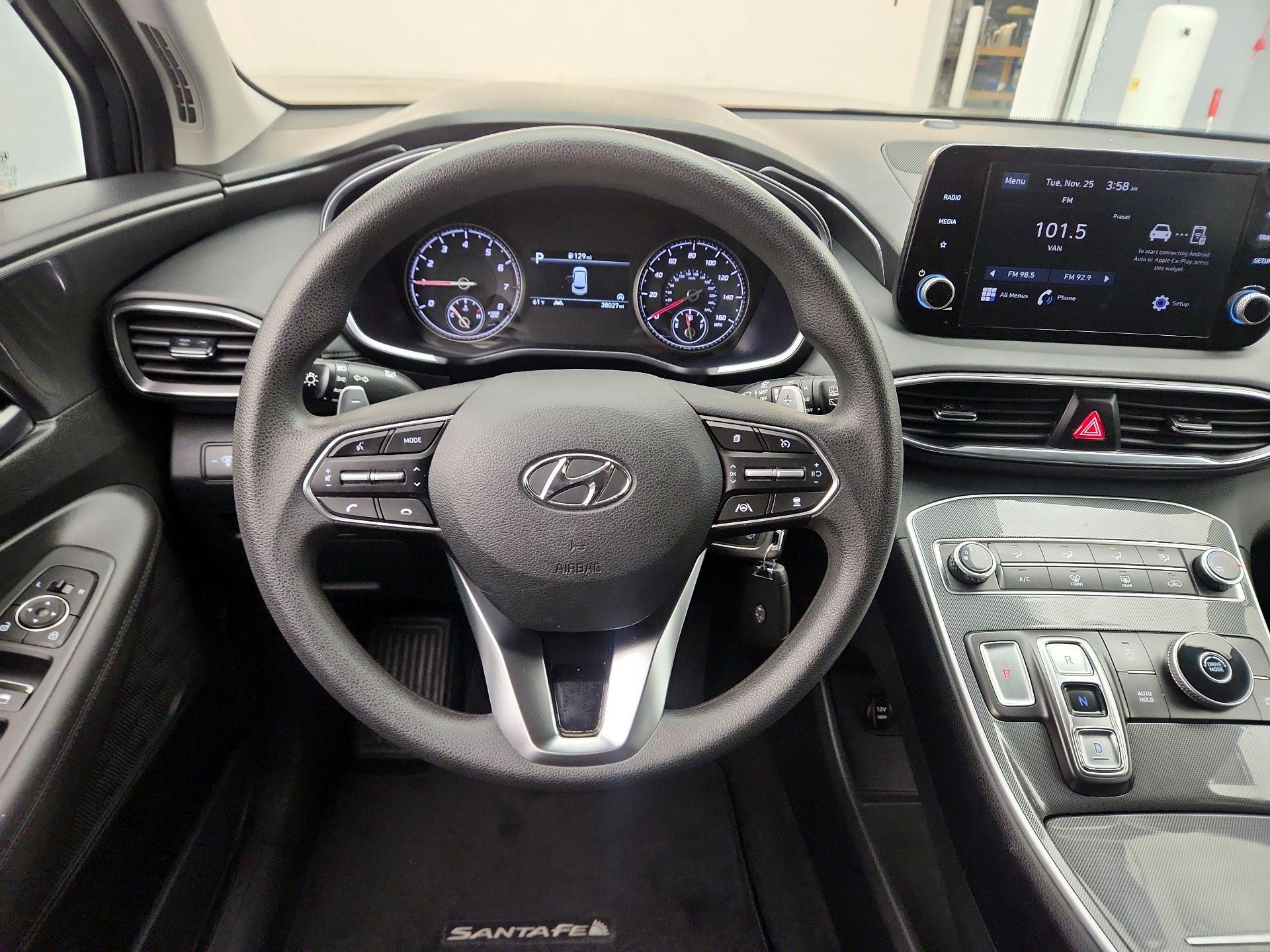 Thumbnail: 2022 Hyundai Santa Fe - 10