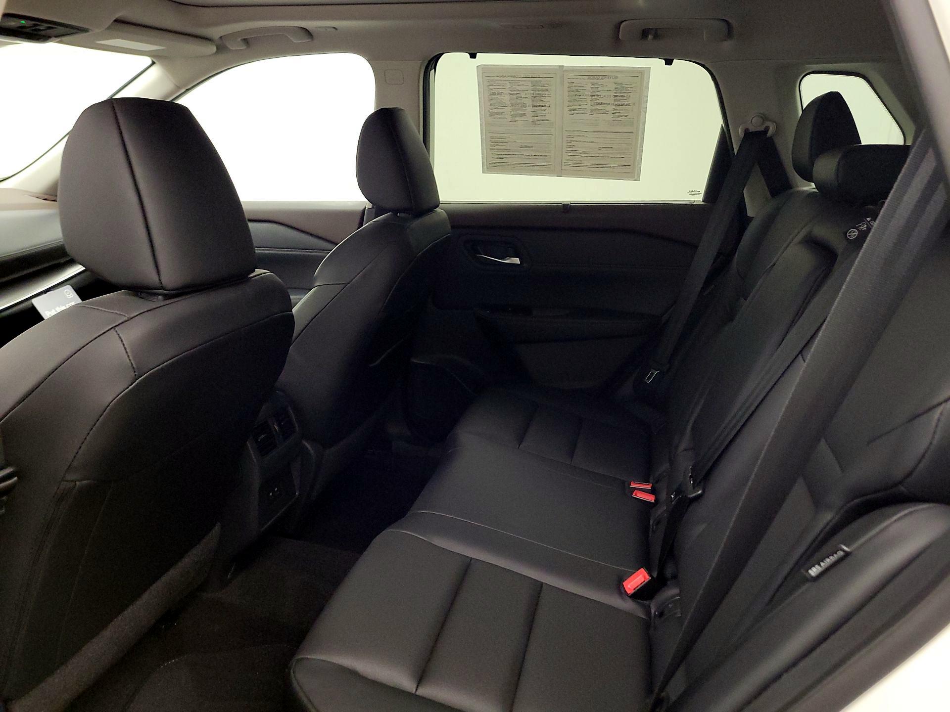 Thumbnail: 2023 Nissan Rogue - 19