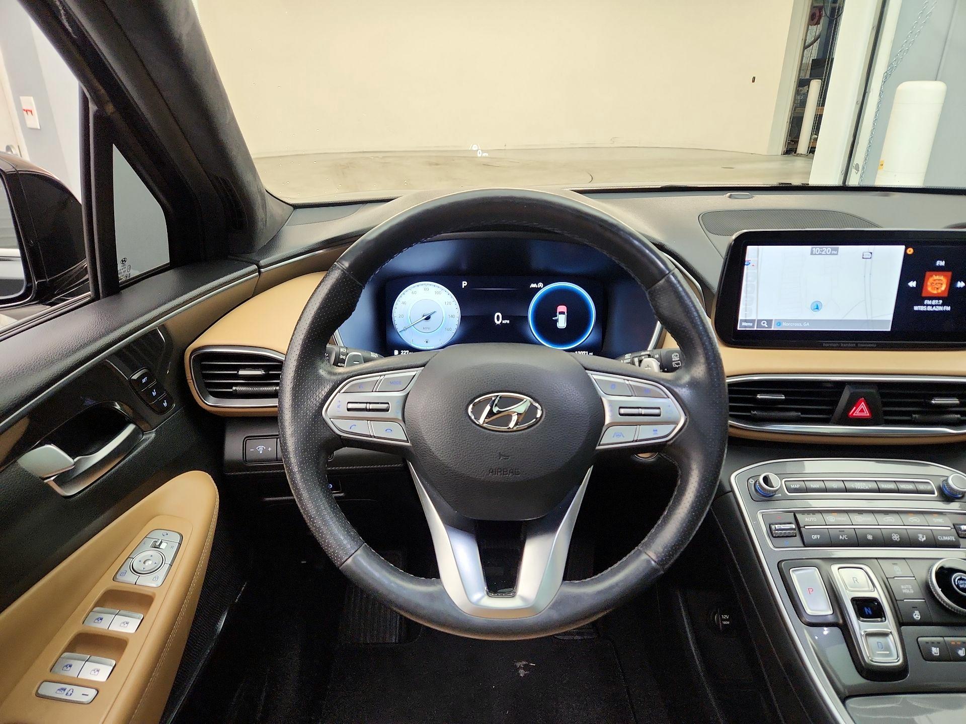 Thumbnail: 2023 Hyundai Santa Fe - 10