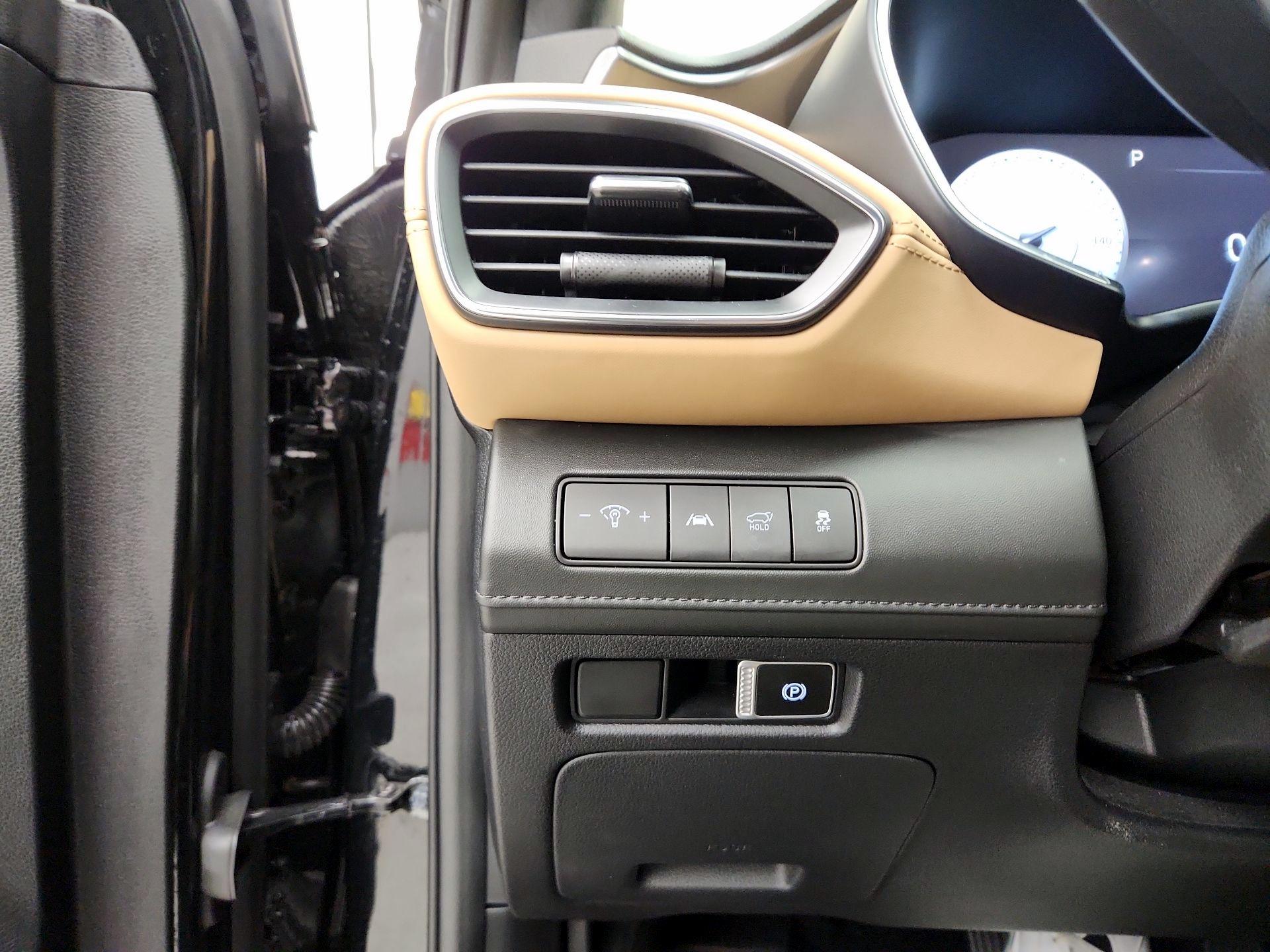 Thumbnail: 2023 Hyundai Santa Fe - 13