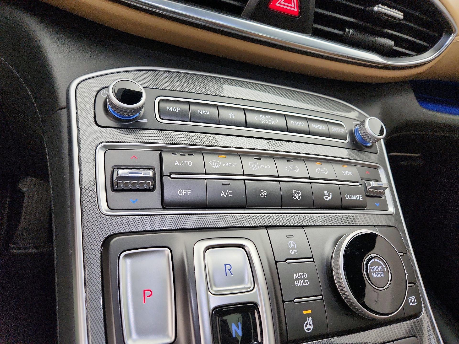 Thumbnail: 2023 Hyundai Santa Fe - 17