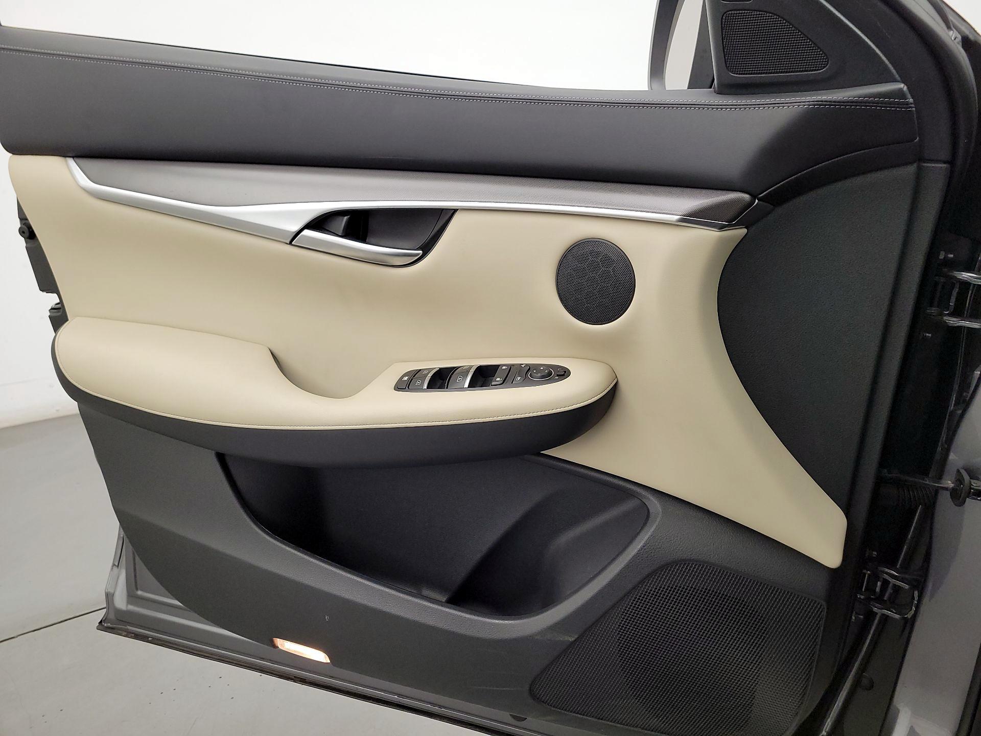 Thumbnail: 2022 INFINITI QX50 - 12