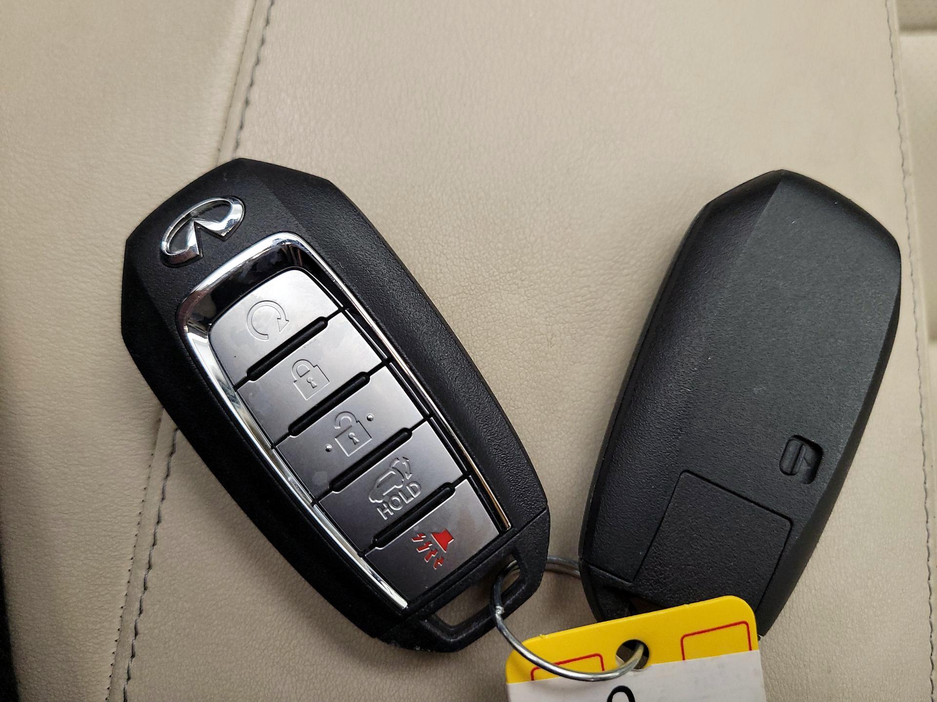 Thumbnail: 2022 INFINITI QX50 - 18