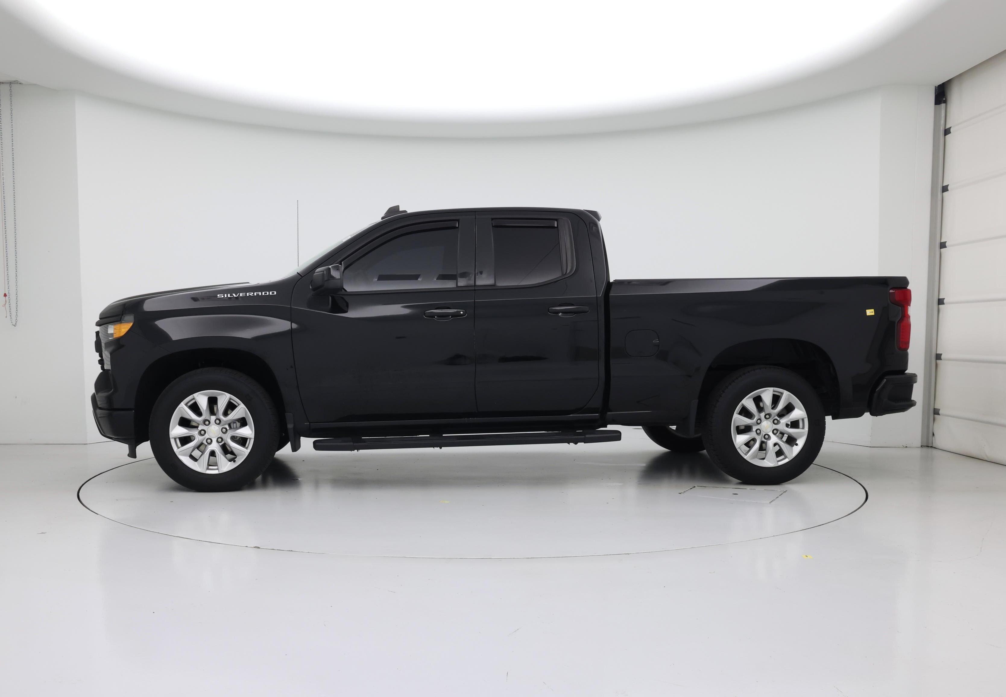 Thumbnail: 2022 Chevrolet Silverado 1500 - 3