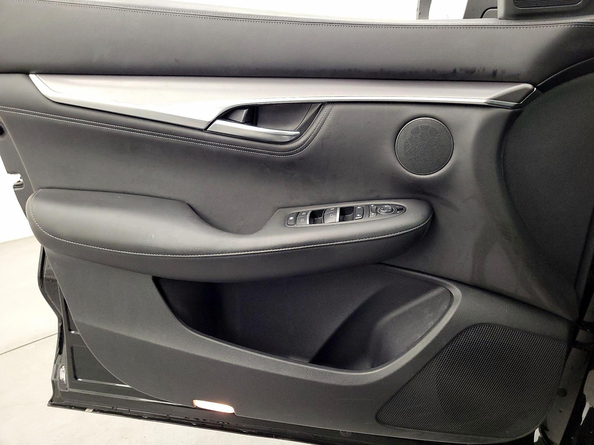 Thumbnail: 2023 INFINITI QX55 - 12