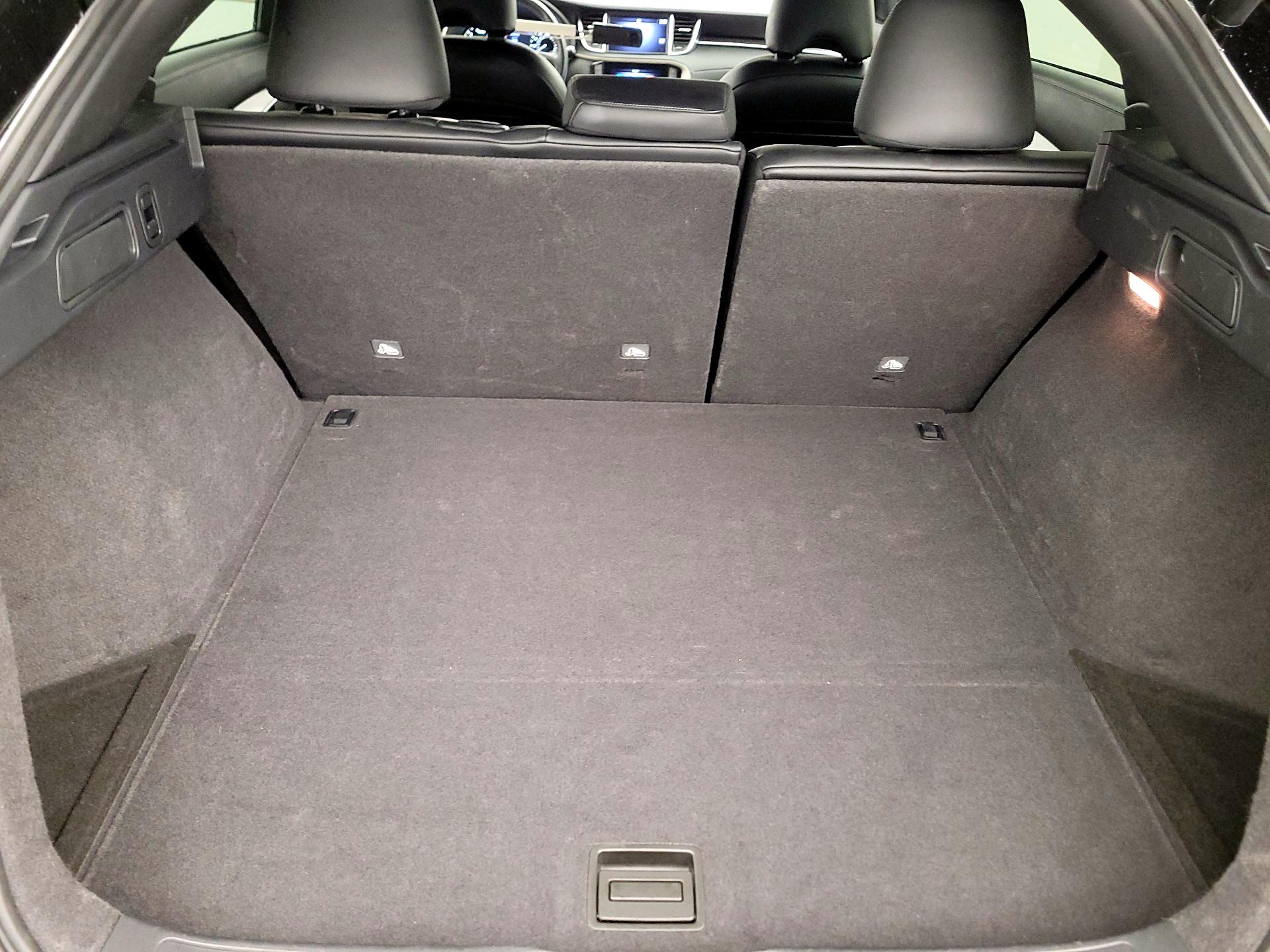 Thumbnail: 2023 INFINITI QX55 - 16