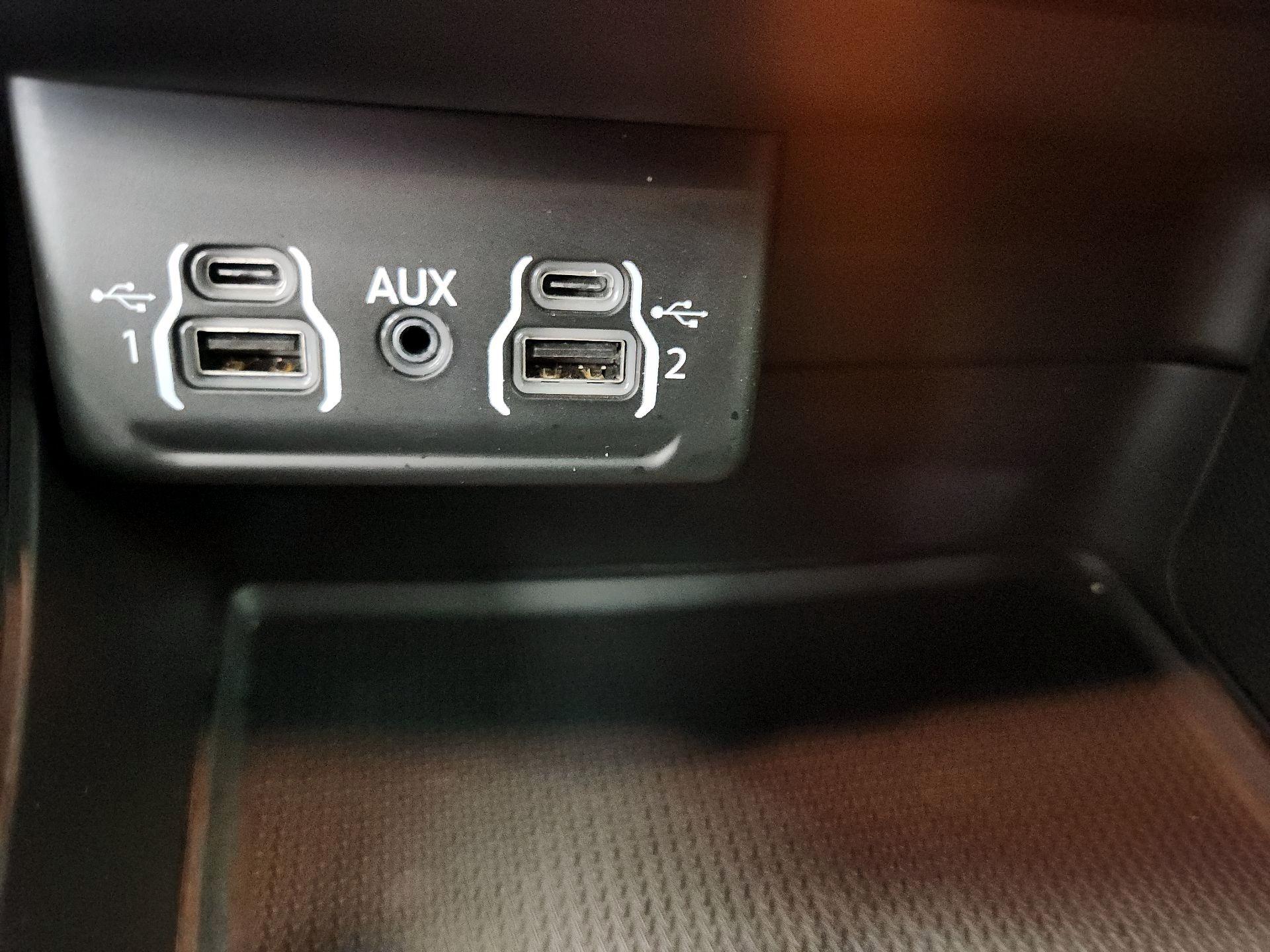 Thumbnail: 2021 Dodge Durango - 19