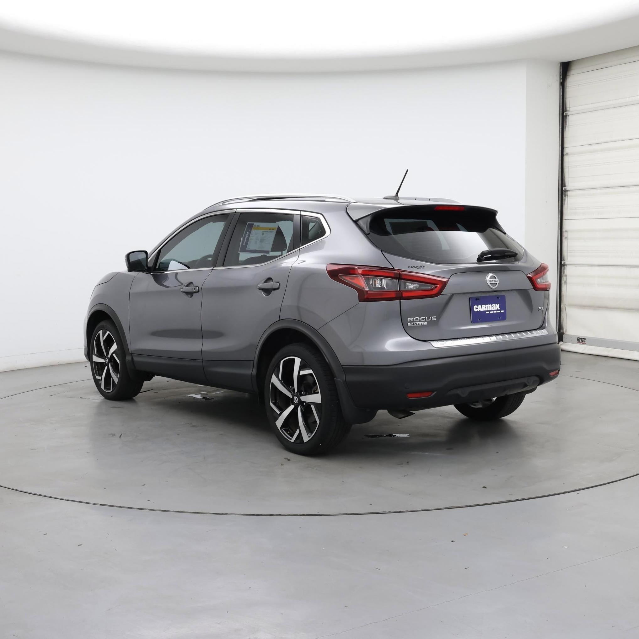 Thumbnail: 2022 Nissan Rogue Sport - 2