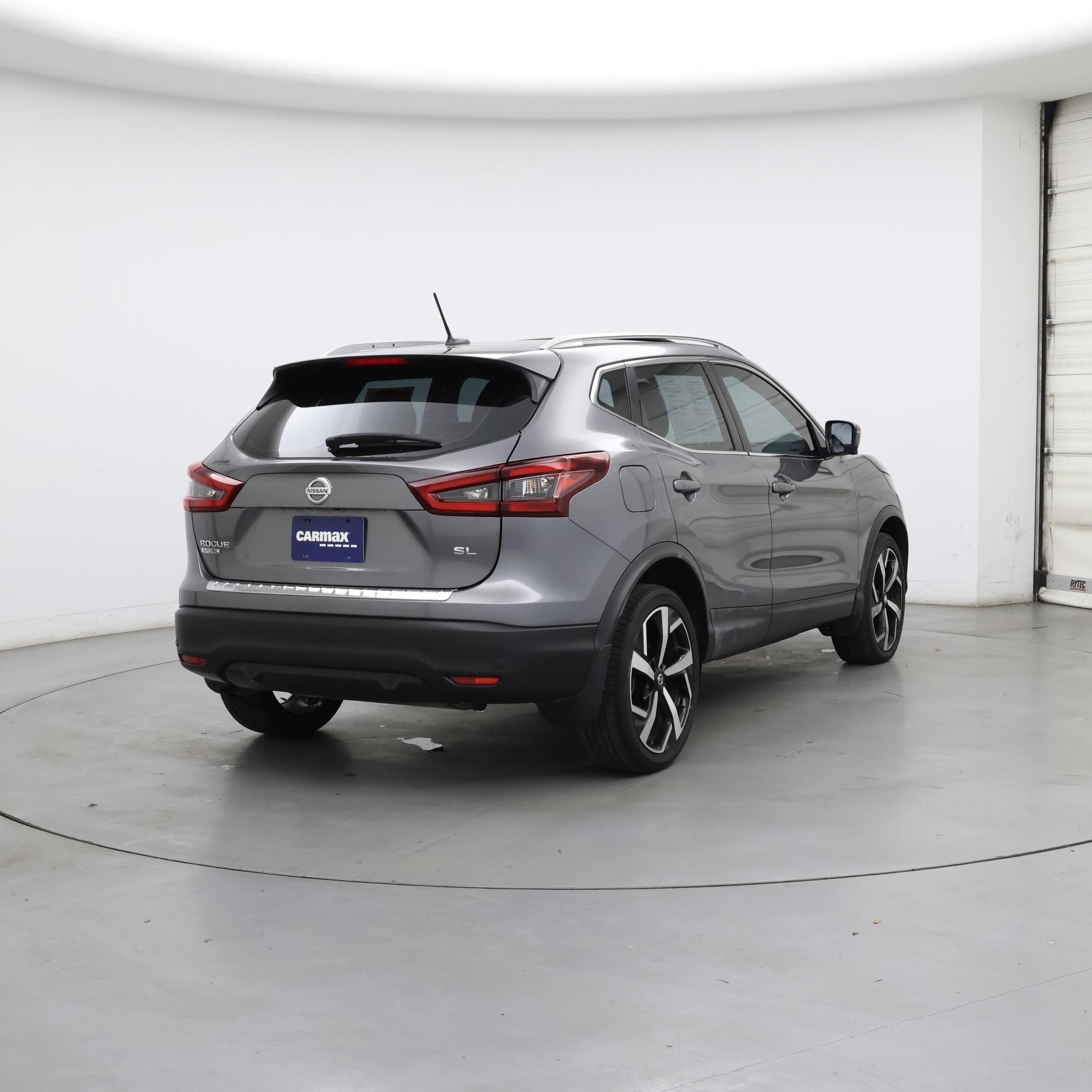 Thumbnail: 2022 Nissan Rogue Sport - 8