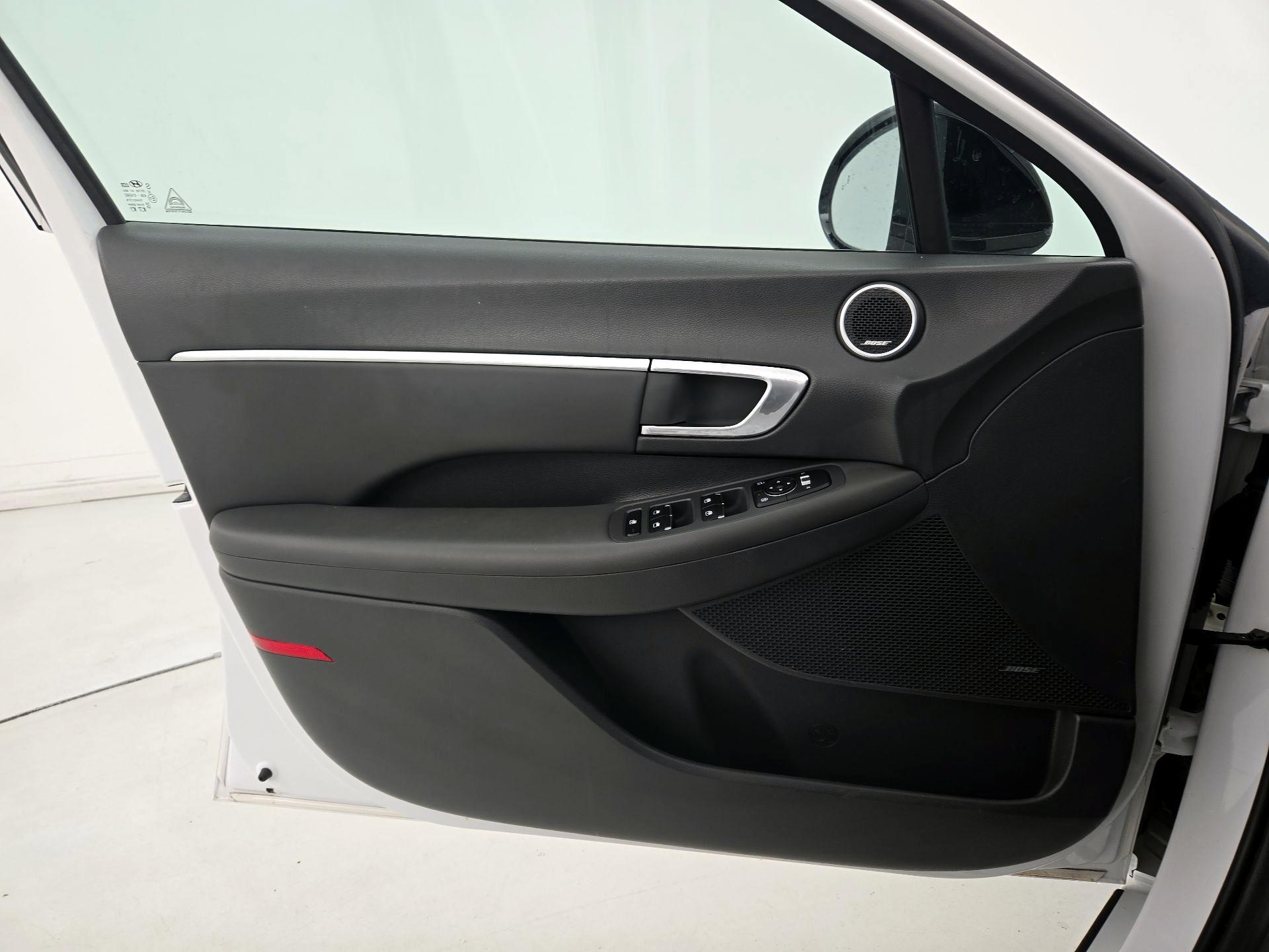 Thumbnail: 2023 Hyundai Sonata - 12