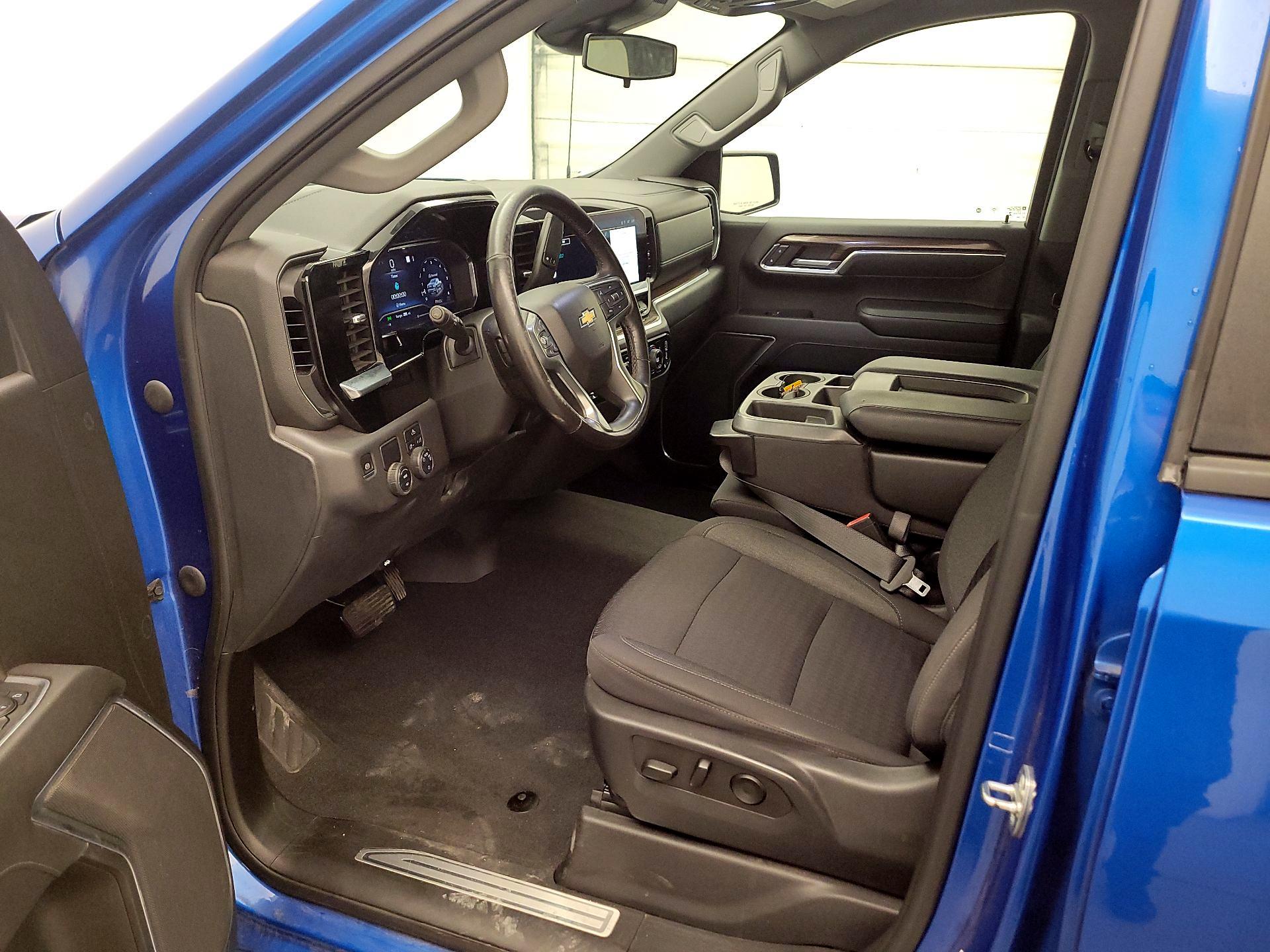 Thumbnail: 2022 Chevrolet Silverado 1500 - 11