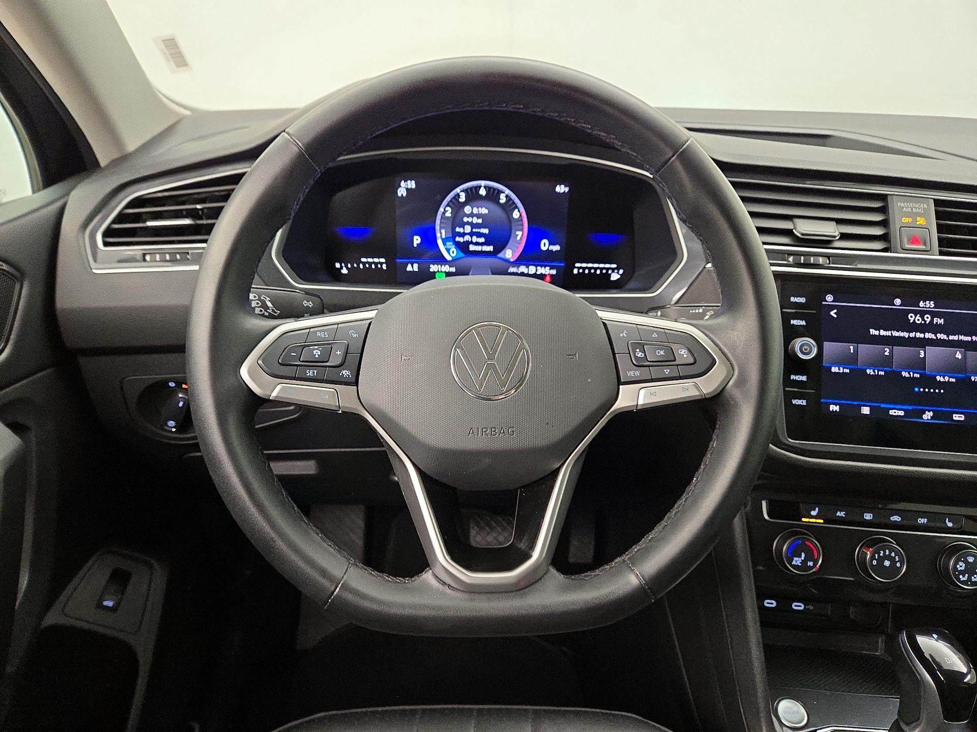 Thumbnail: 2024 Volkswagen Tiguan - 10