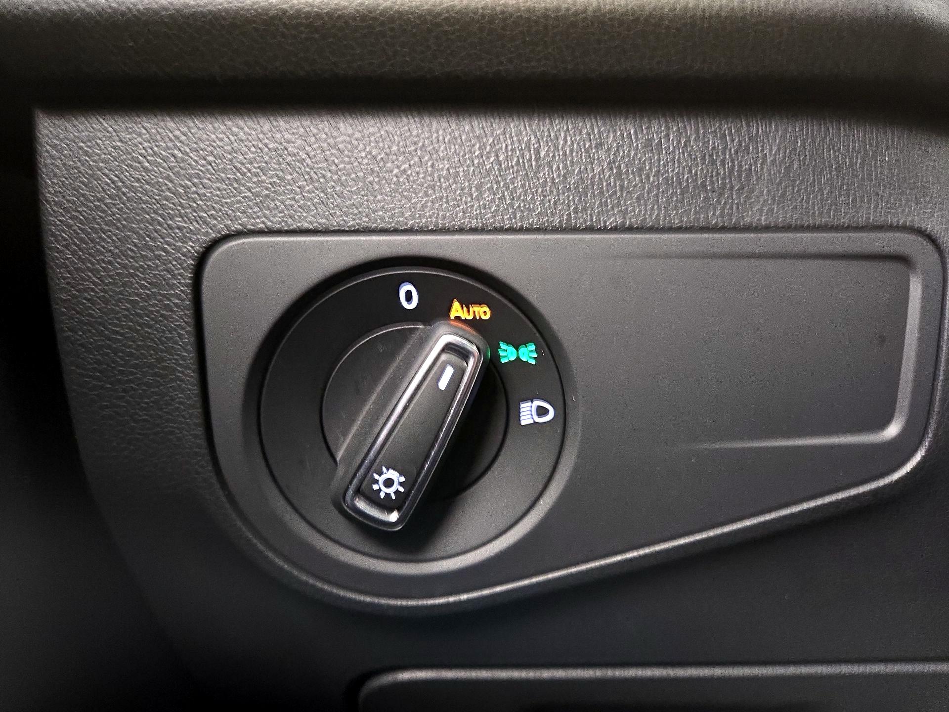 Thumbnail: 2024 Volkswagen Tiguan - 13