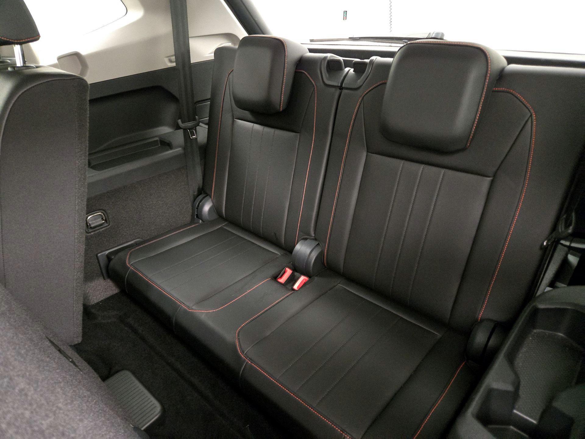 Thumbnail: 2024 Volkswagen Tiguan - 20