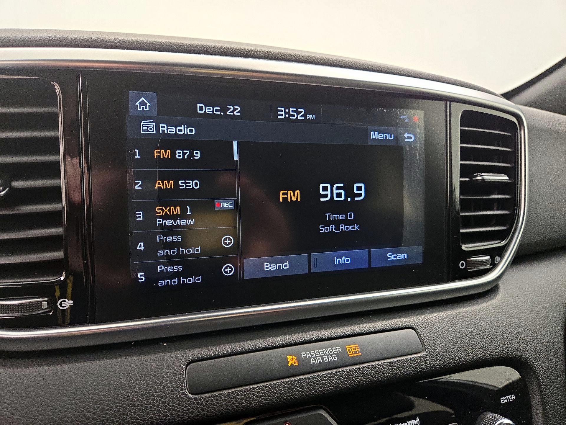 Thumbnail: 2021 Kia Sportage - 15