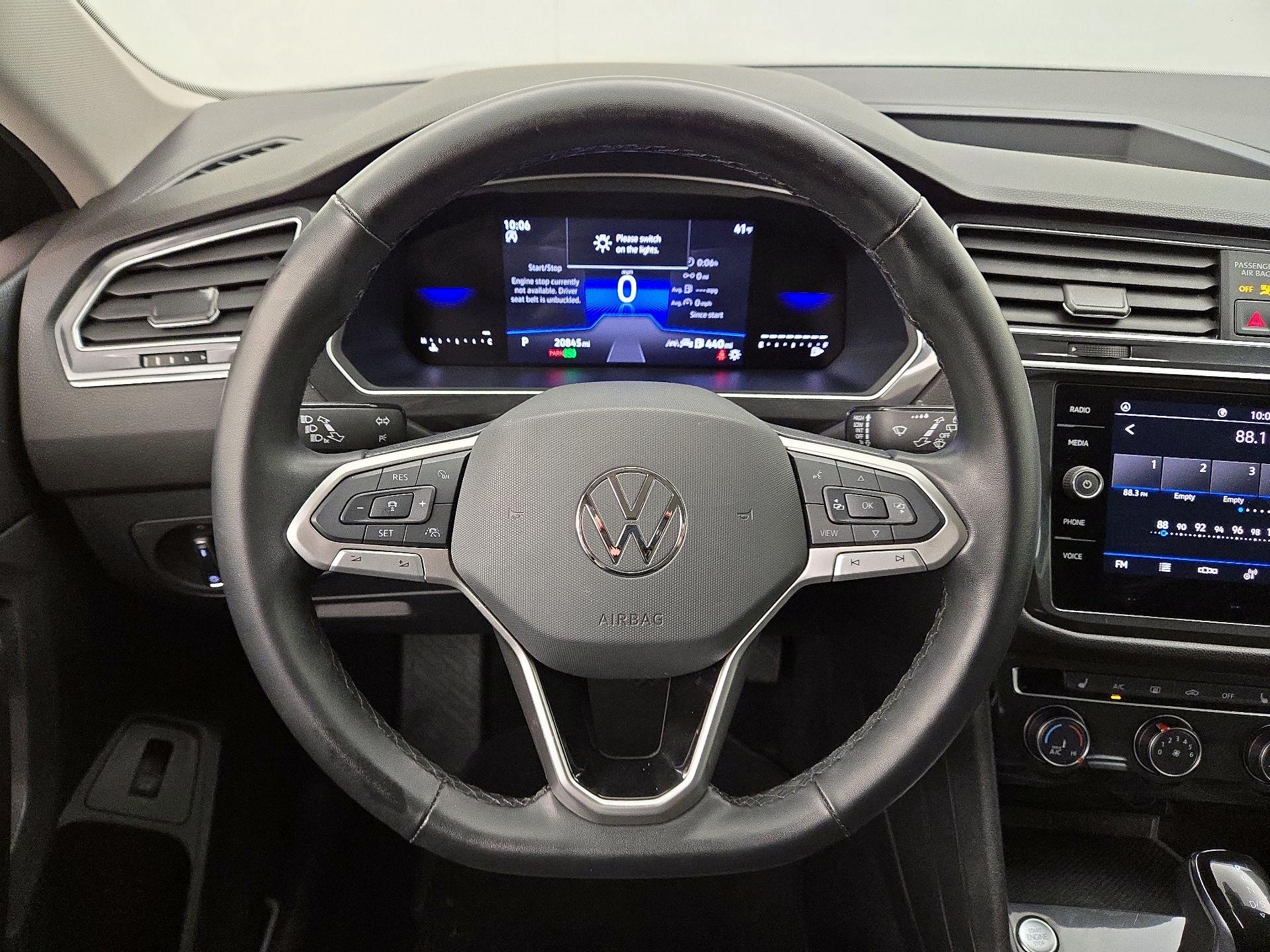 Thumbnail: 2024 Volkswagen Tiguan - 10