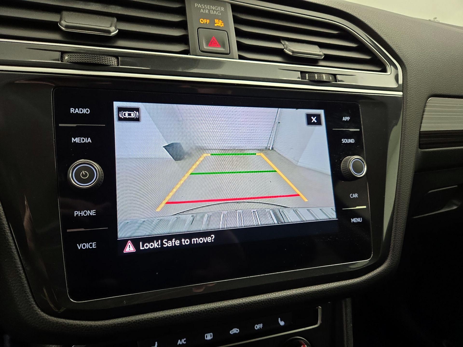 Thumbnail: 2024 Volkswagen Tiguan - 14