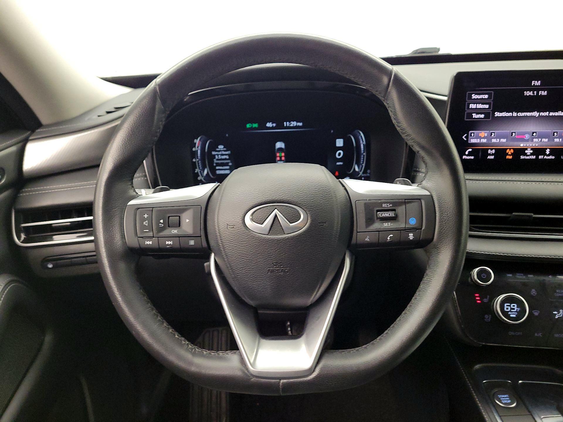 Thumbnail: 2023 INFINITI QX60 - 10