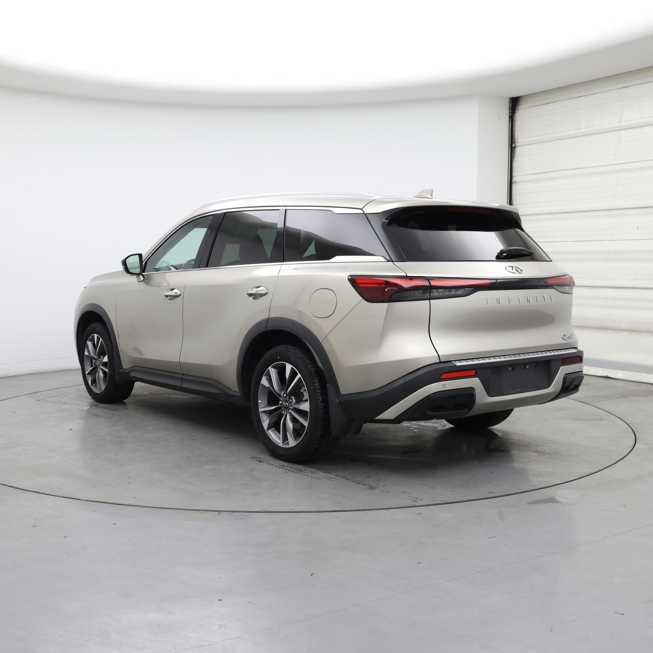 Thumbnail: 2023 INFINITI QX60 - 2