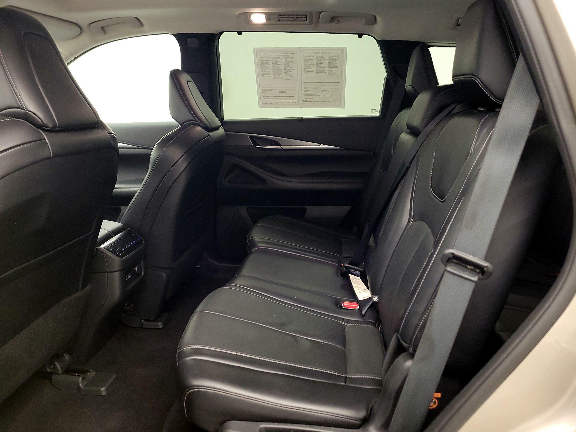 Thumbnail: 2023 INFINITI QX60 - 19