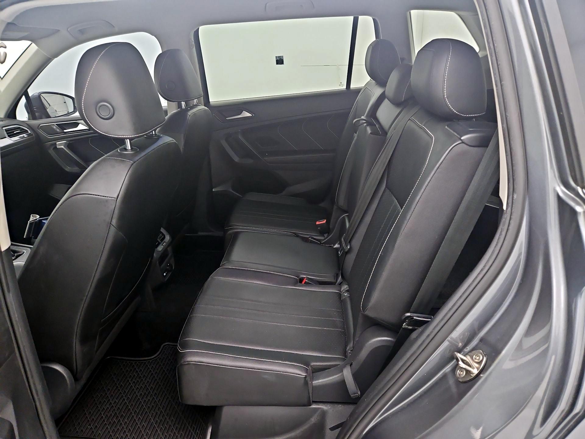 Thumbnail: 2022 Volkswagen Tiguan - 20