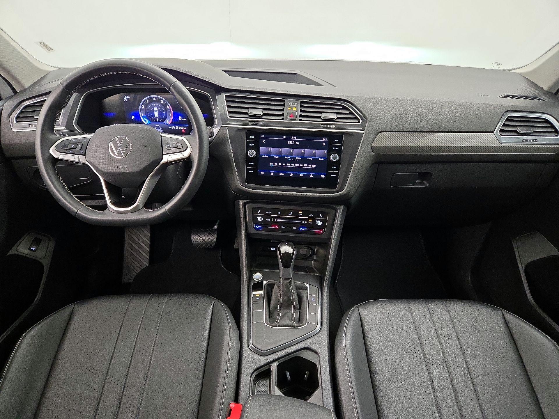 Thumbnail: 2024 Volkswagen Tiguan - 9