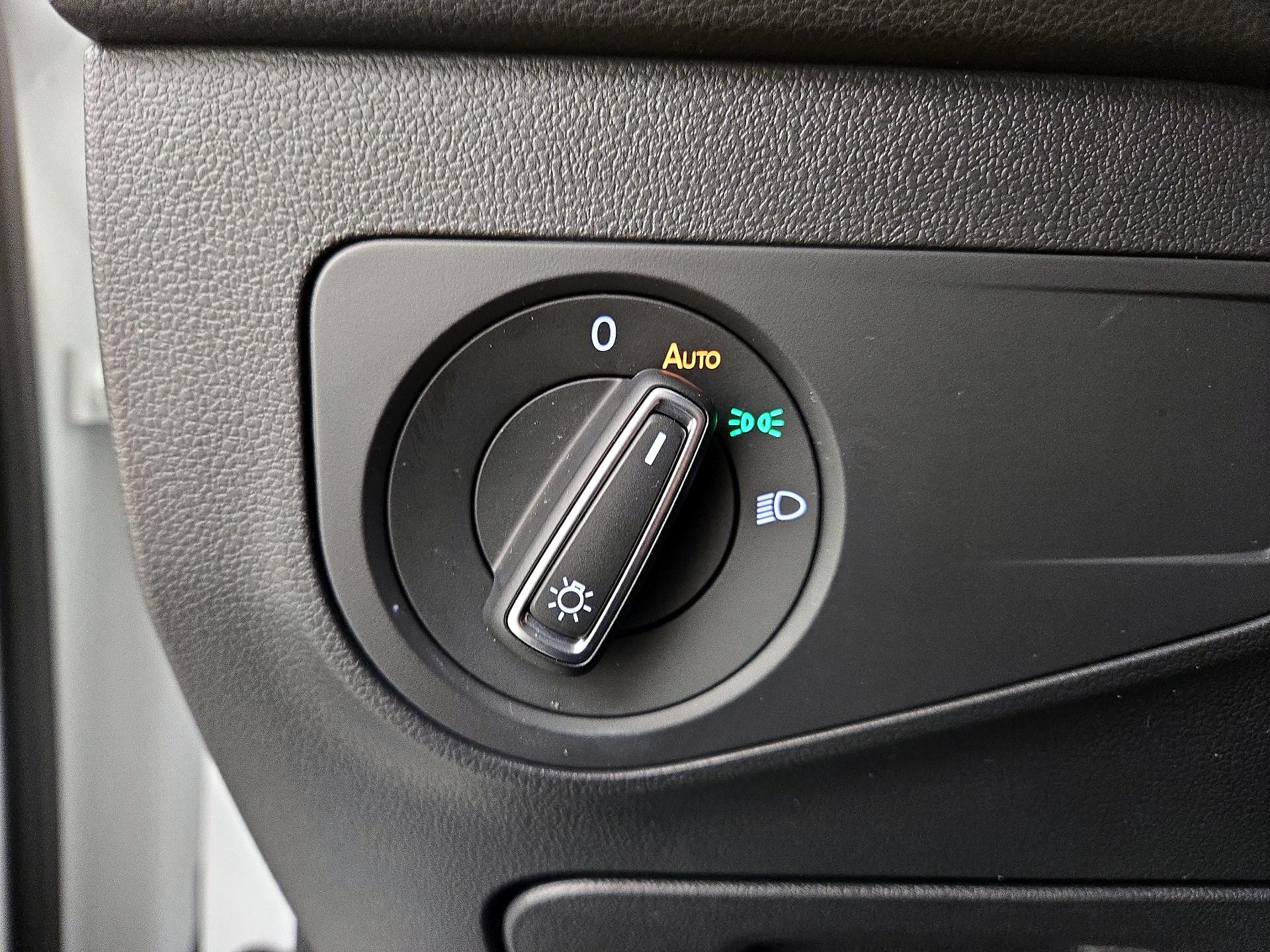 Thumbnail: 2024 Volkswagen Tiguan - 13