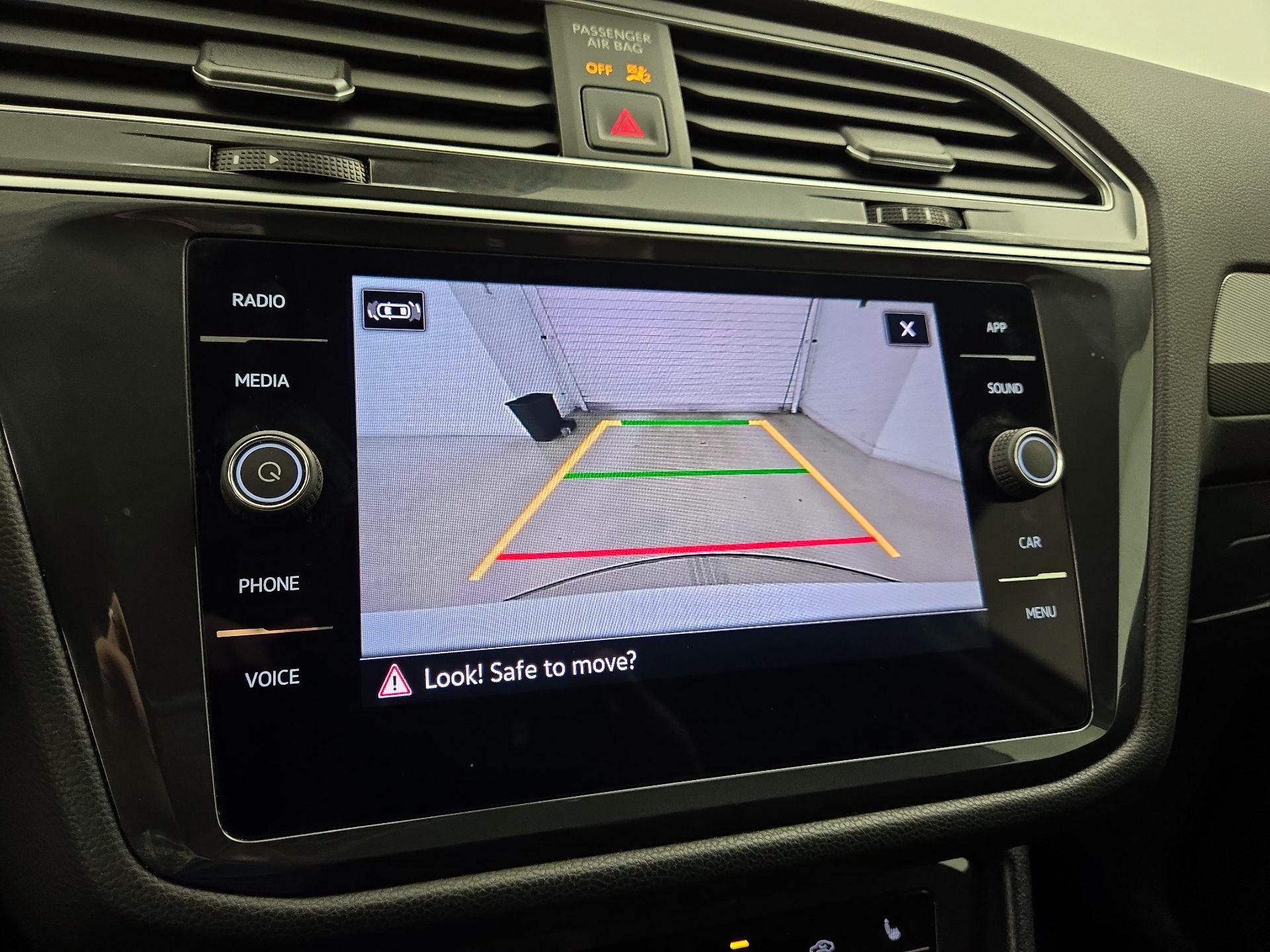 Thumbnail: 2024 Volkswagen Tiguan - 14