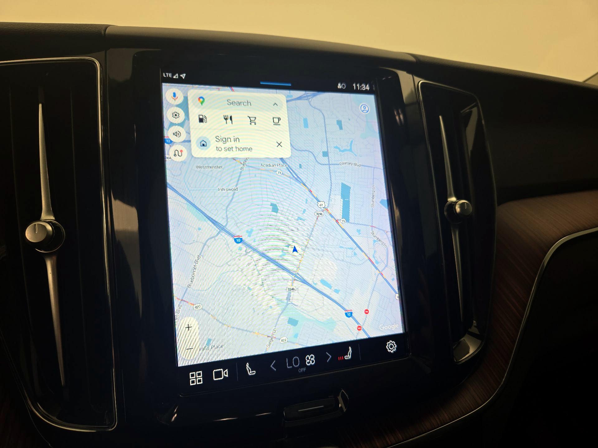 Thumbnail: 2023 Volvo XC60 - 14