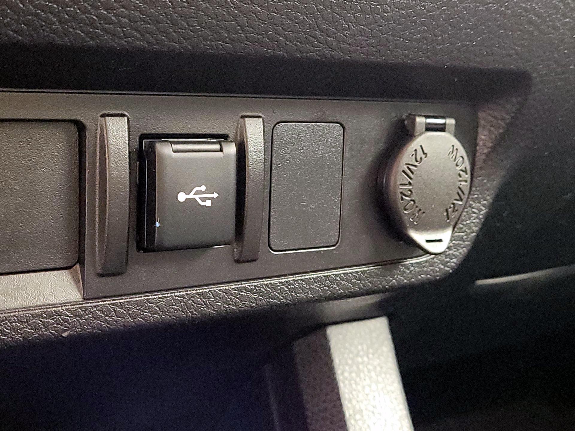 Thumbnail: 2023 Toyota Tacoma - 18