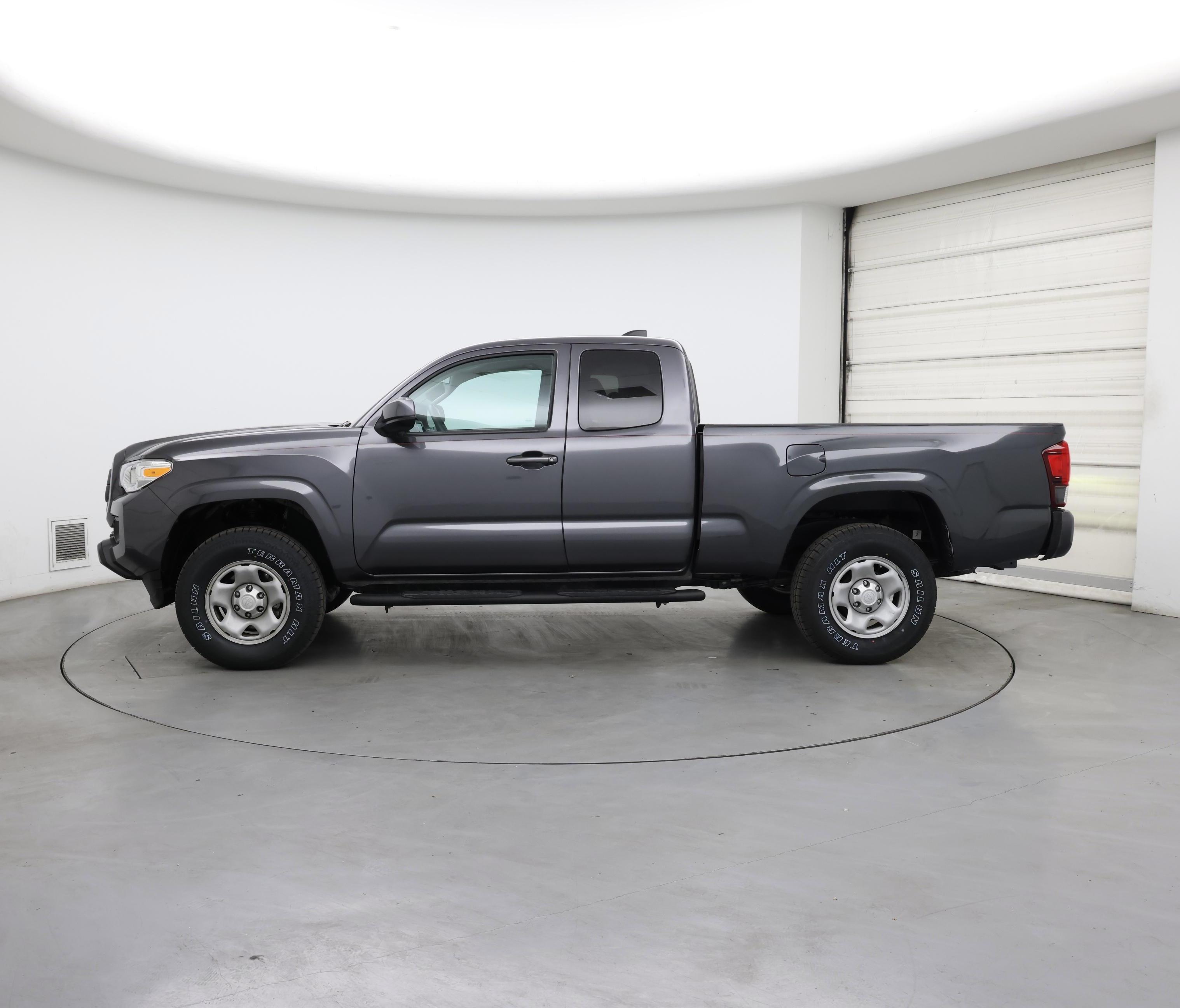 Thumbnail: 2023 Toyota Tacoma - 3