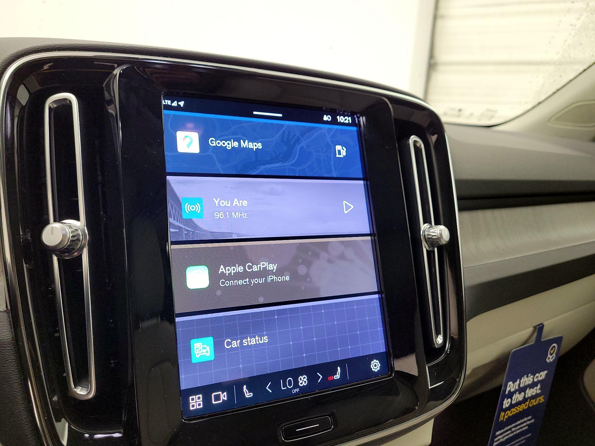 Thumbnail: 2024 Volvo XC40 - 13