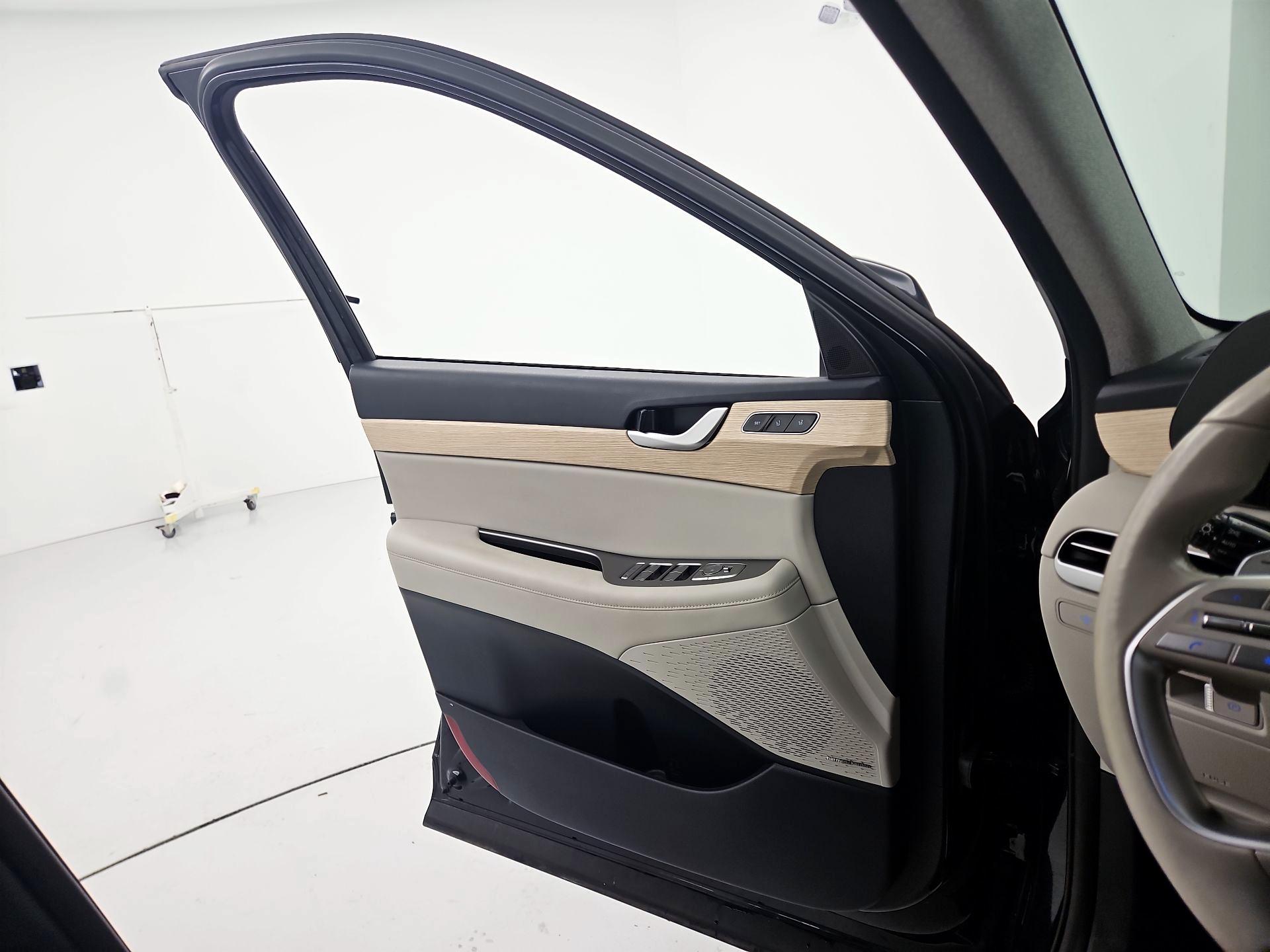 Thumbnail: 2023 Hyundai Palisade - 12