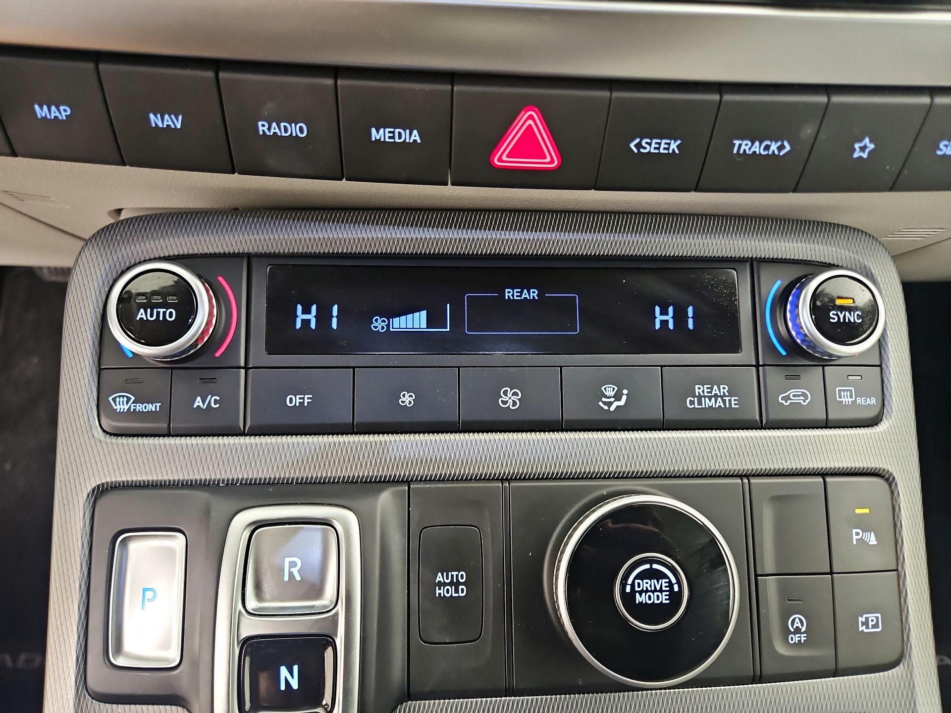 Thumbnail: 2023 Hyundai Palisade - 17