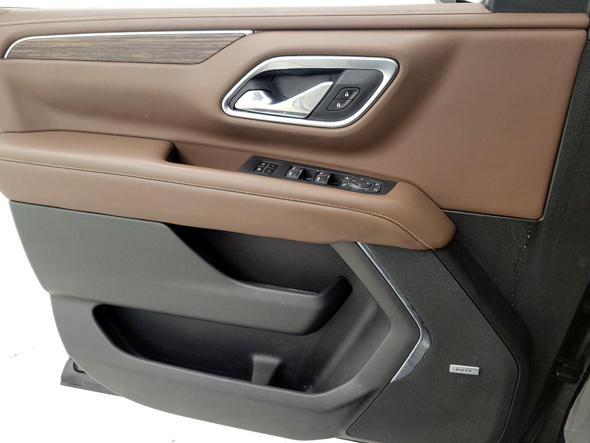 Thumbnail: 2021 Chevrolet Tahoe - 12