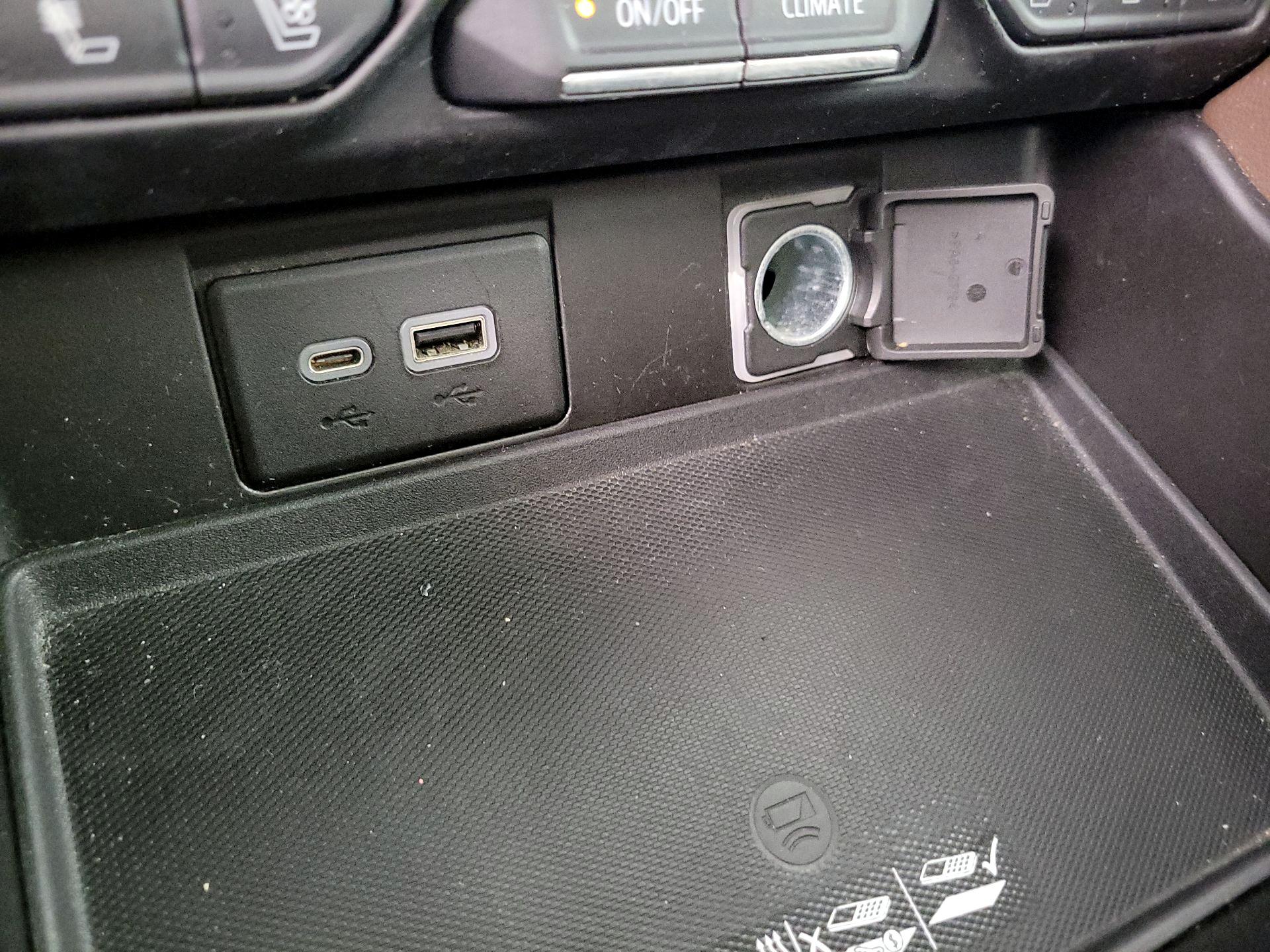 Thumbnail: 2021 Chevrolet Tahoe - 19