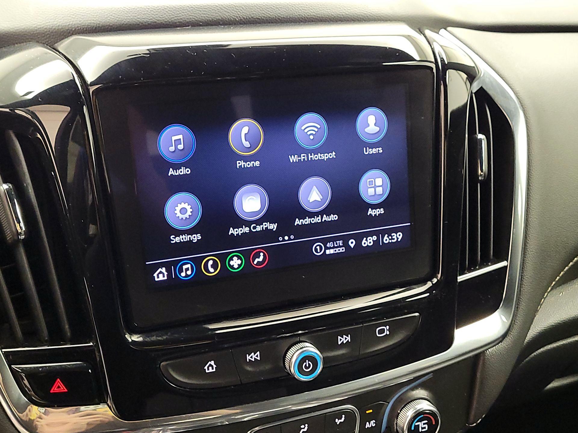 Thumbnail: 2023 Chevrolet Traverse - 15