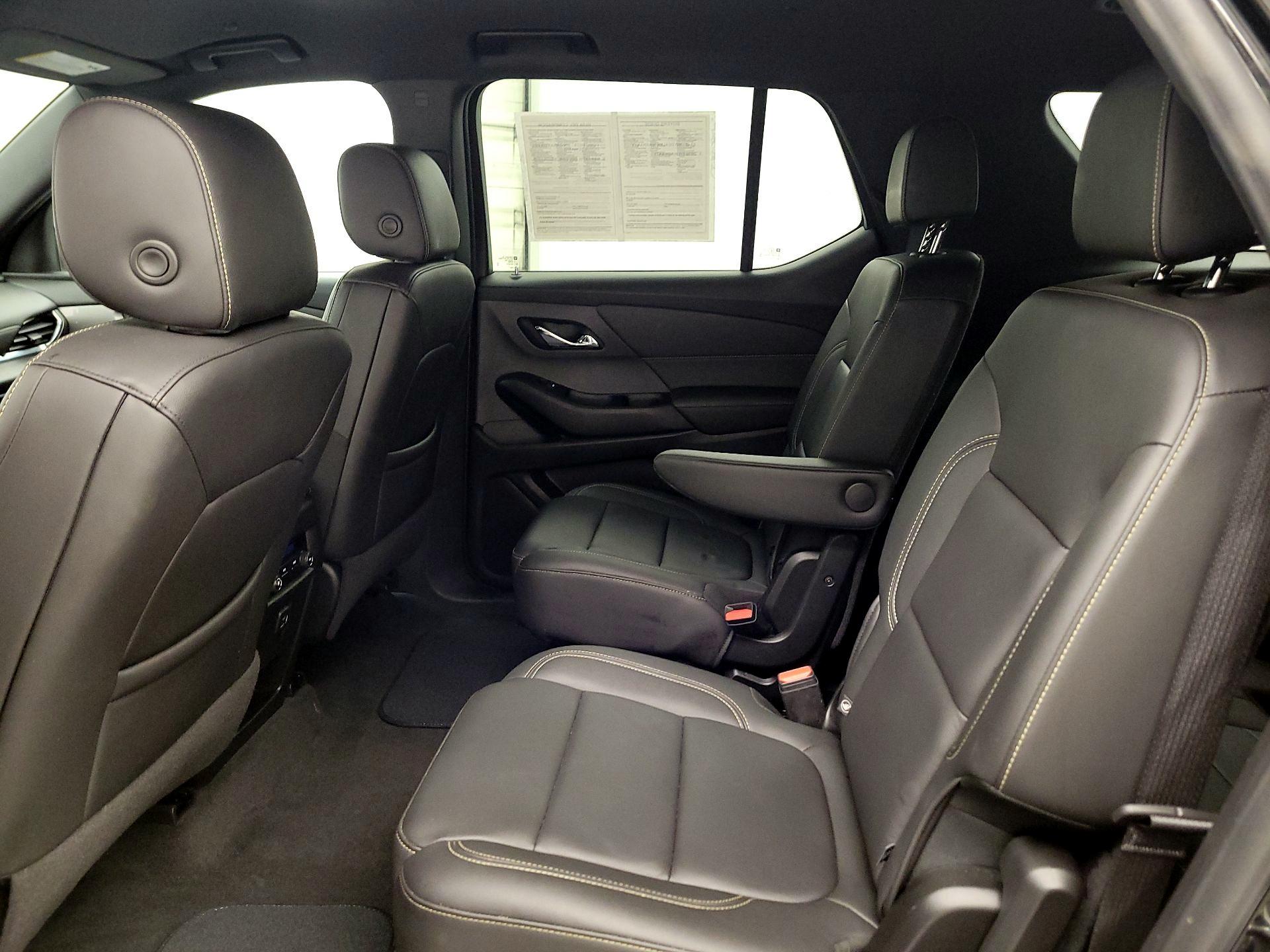 Thumbnail: 2023 Chevrolet Traverse - 19