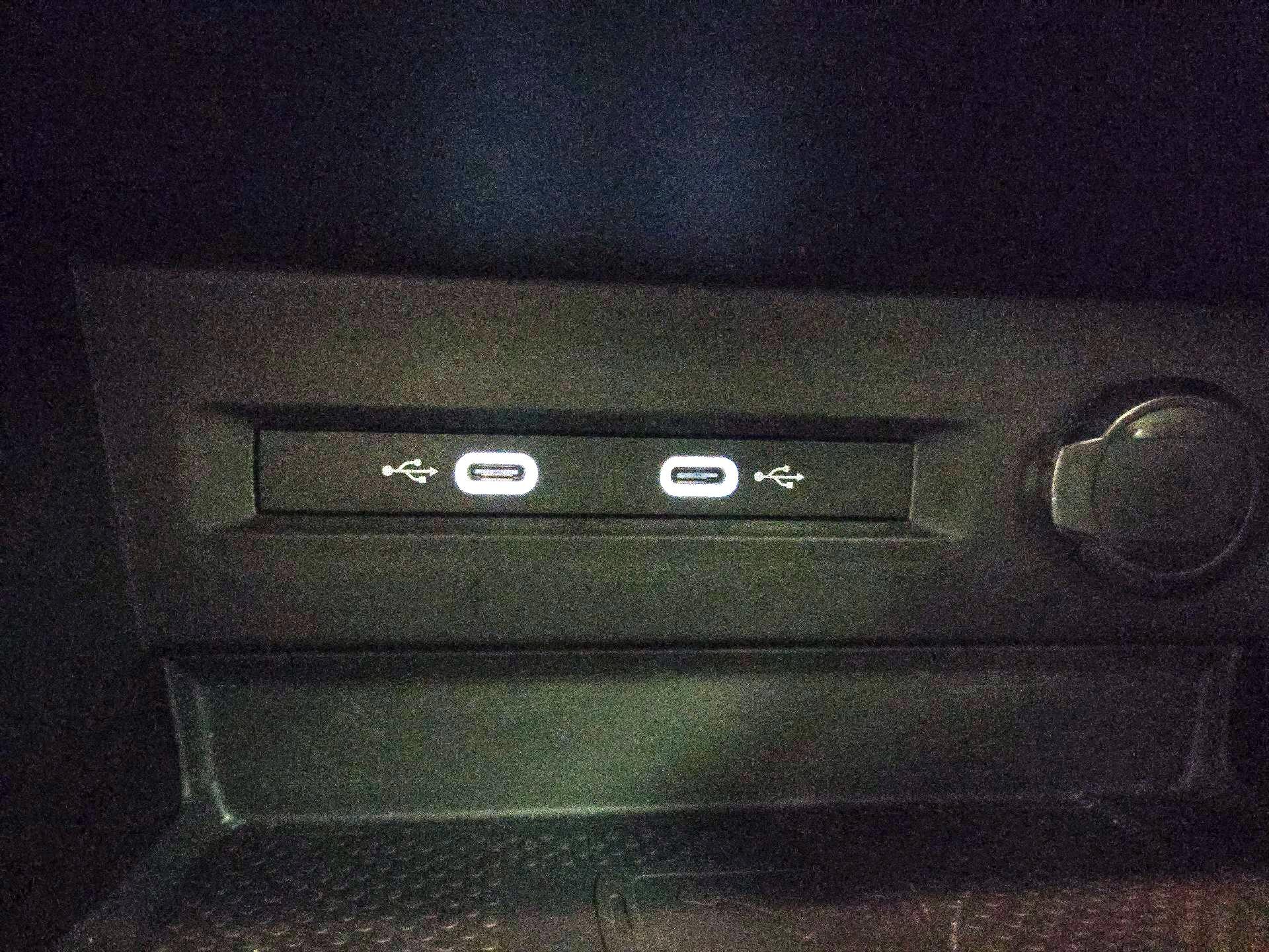 Thumbnail: 2022 Volkswagen Taos - 18