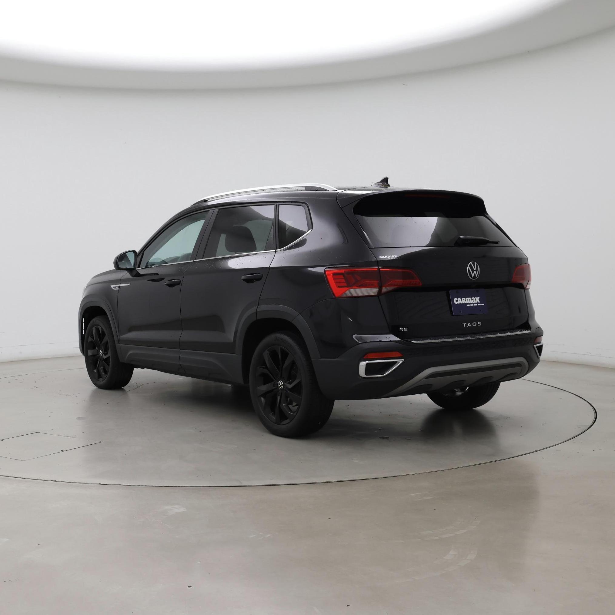 Thumbnail: 2022 Volkswagen Taos - 2