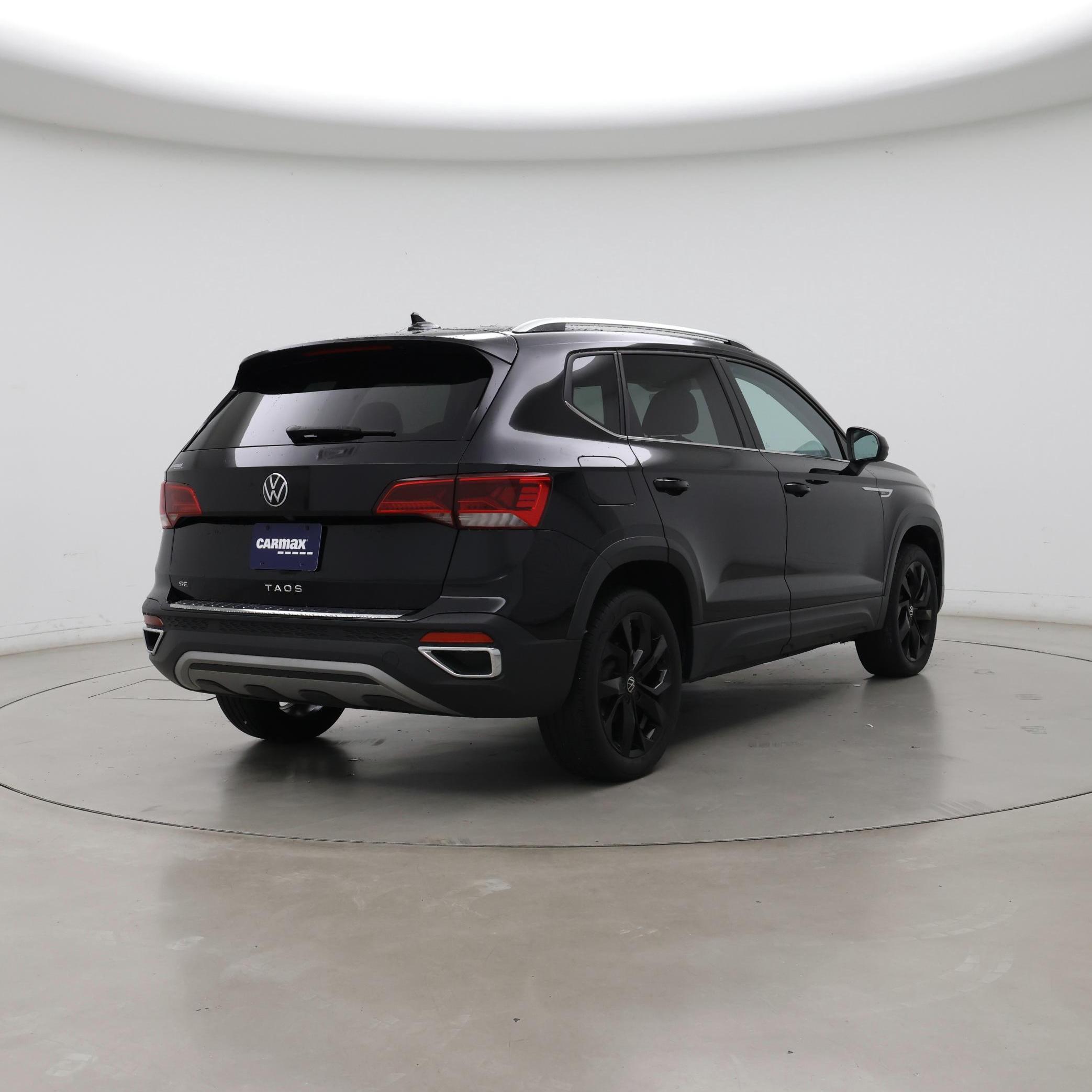 Thumbnail: 2022 Volkswagen Taos - 8