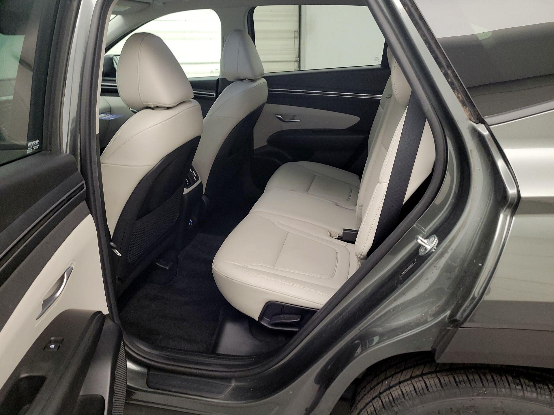 Thumbnail: 2023 Hyundai Tucson - 19