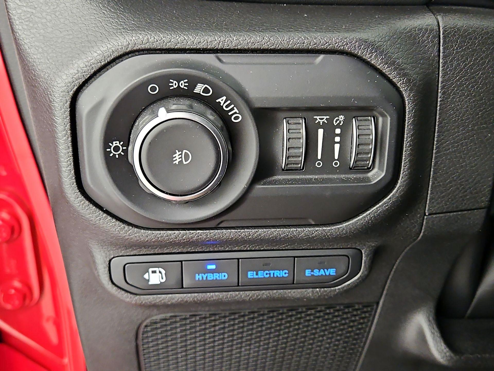 Thumbnail: 2022 Jeep Wrangler - 13