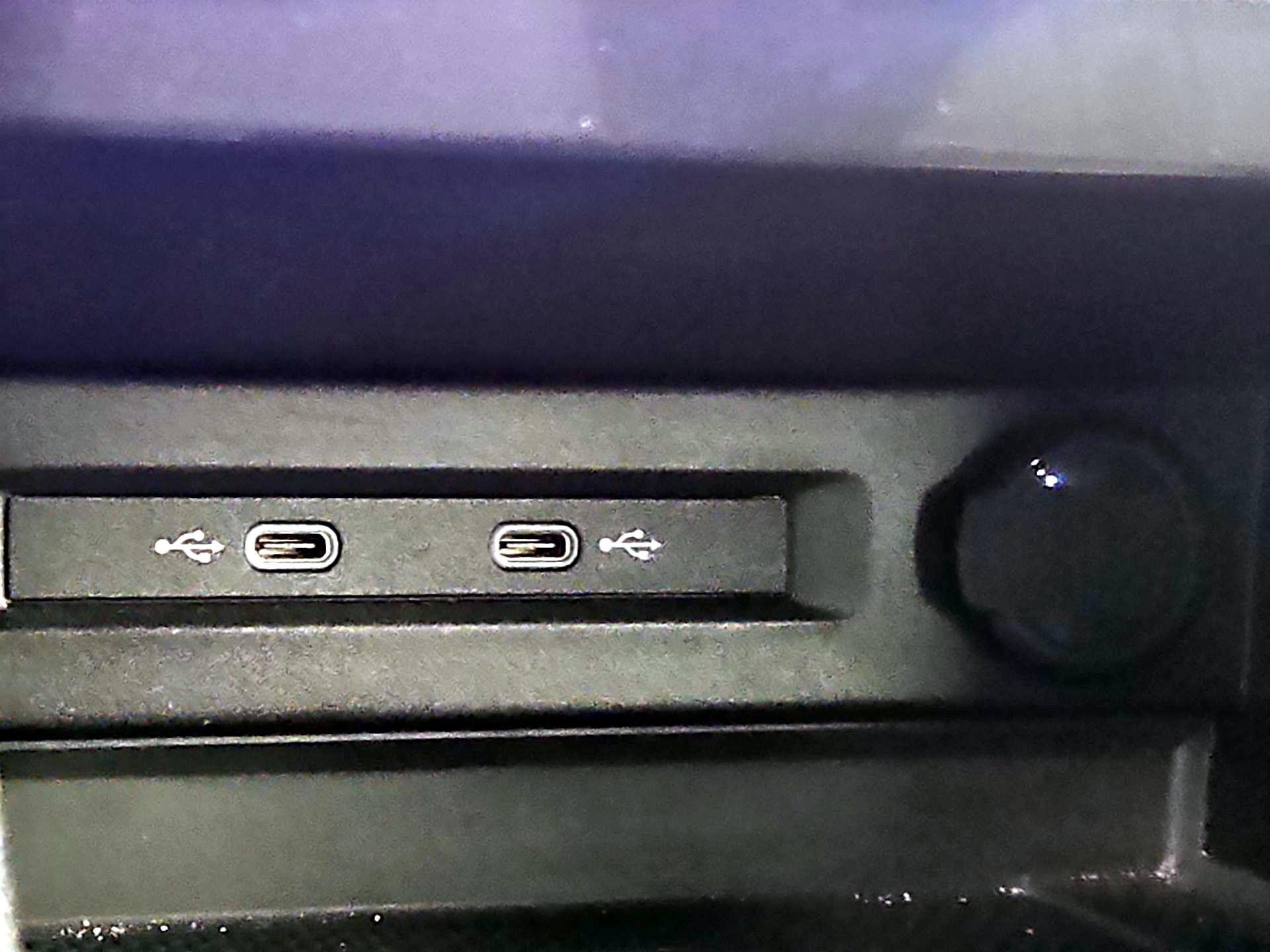 Thumbnail: 2022 Volkswagen Tiguan - 18